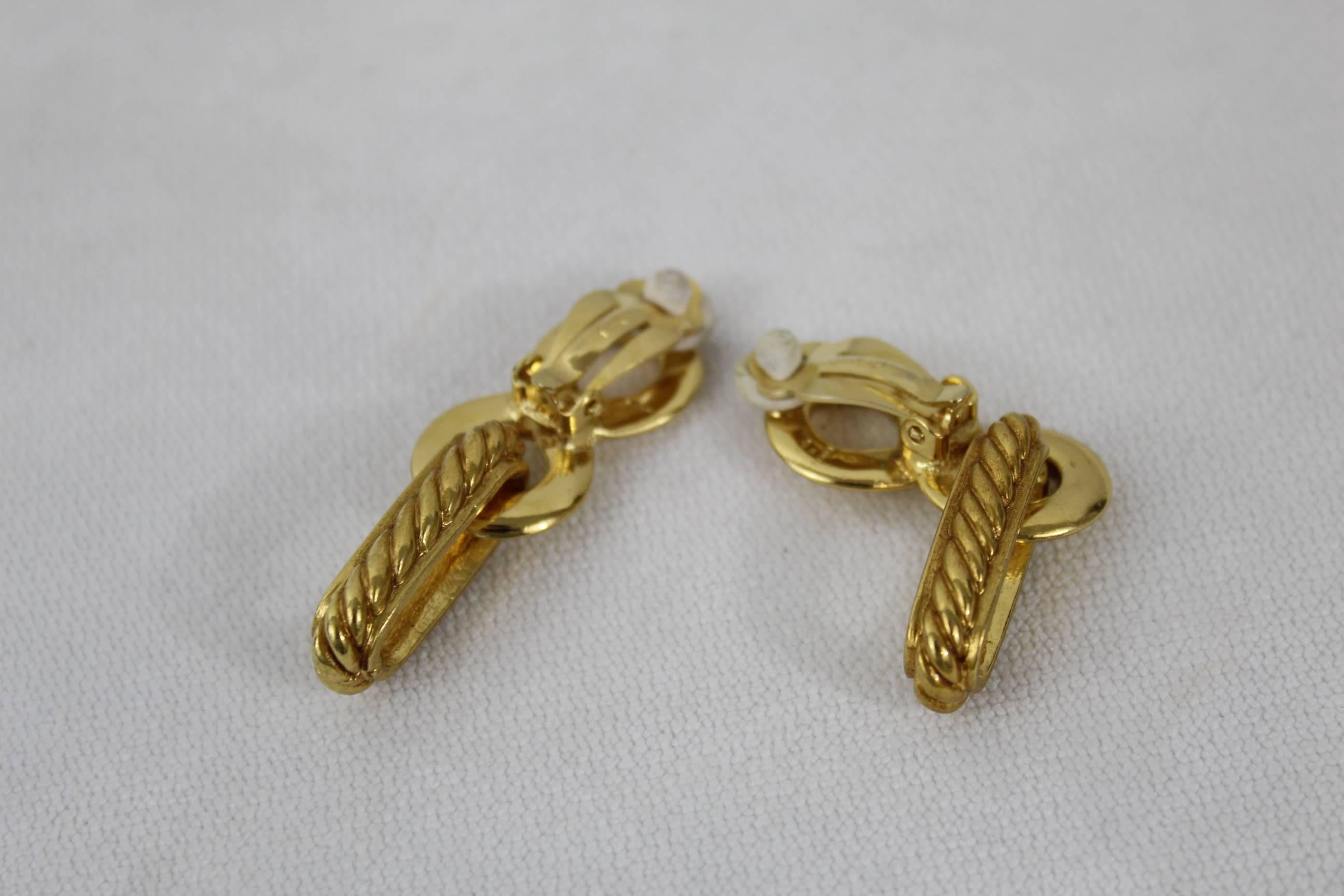 Nice pair of Yves saint Laurent Golden Earrings In Excellent Condition In Paris, FR