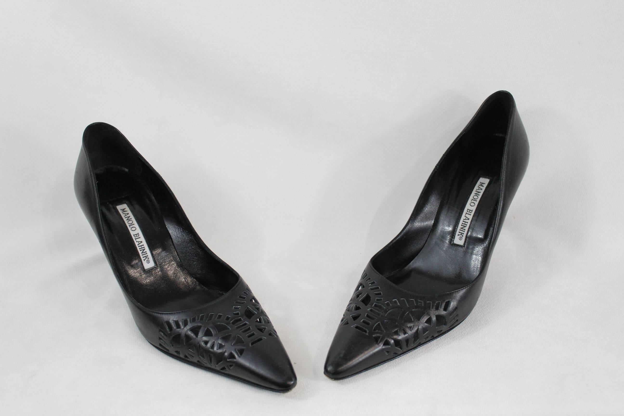 Really nice black leather Manolo Blahnik shoes. 

Good condition , some signs of use in the sole.