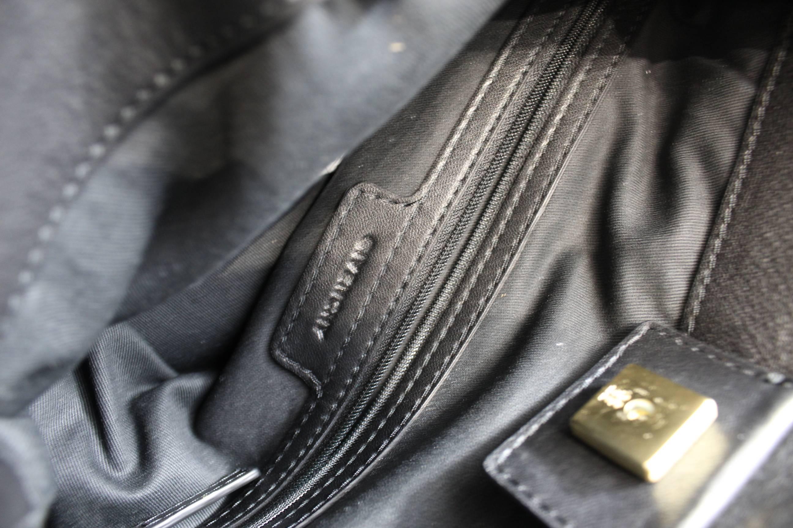 Women's Nice Vintage Givenchy Black Leather Shoulder Bag