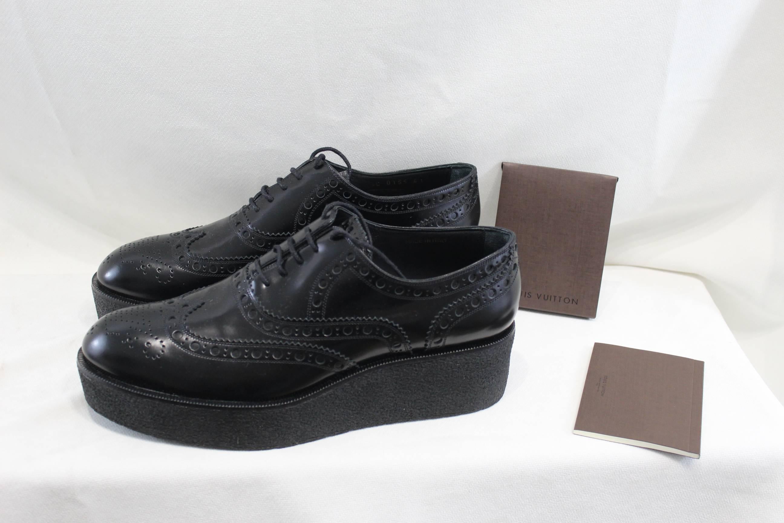 2015 Like New Louis Vuitton Black Dernie Shoes. Size 7, 5 1