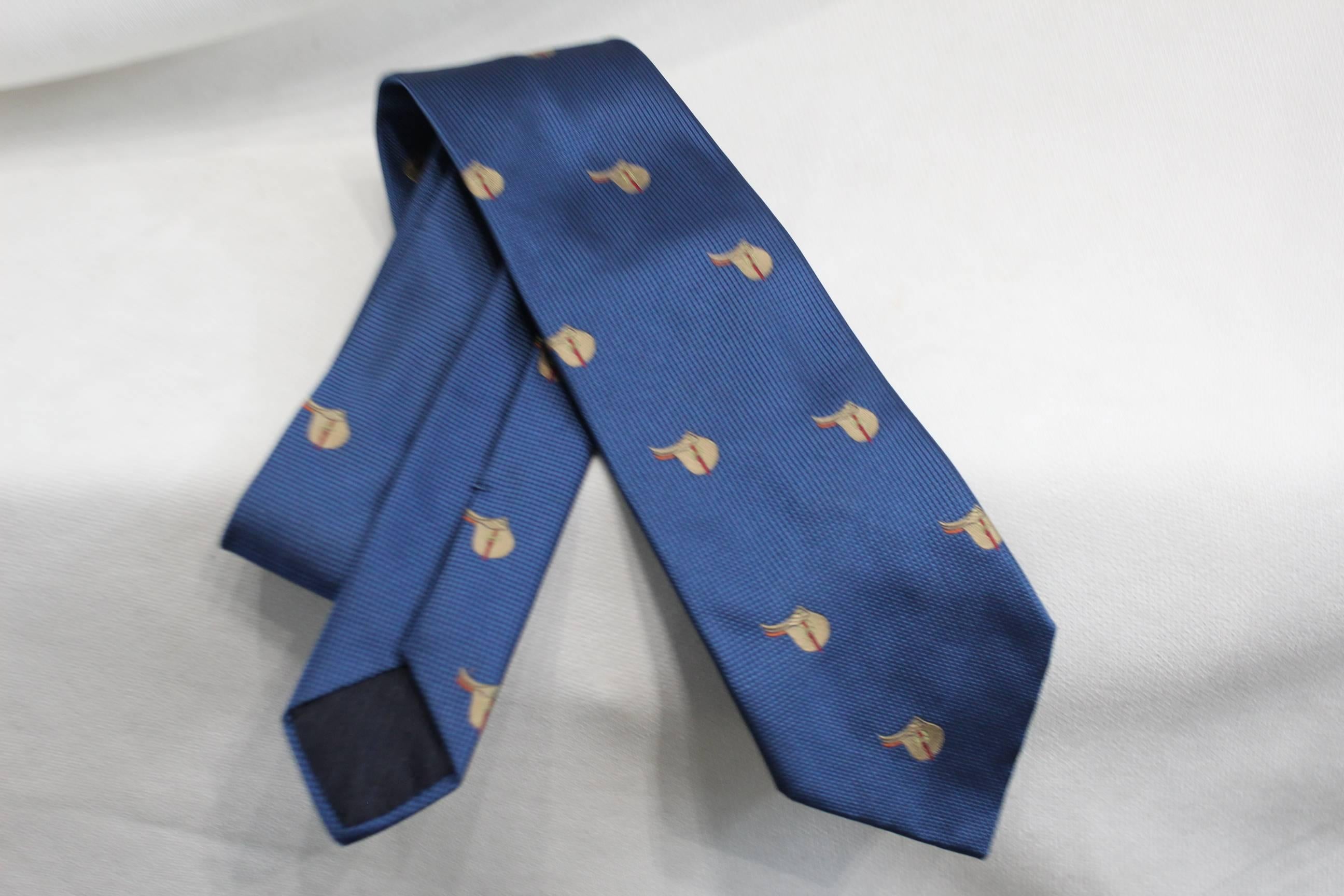 Hermes Silk Tie. Excellent condition In Excellent Condition In Paris, FR