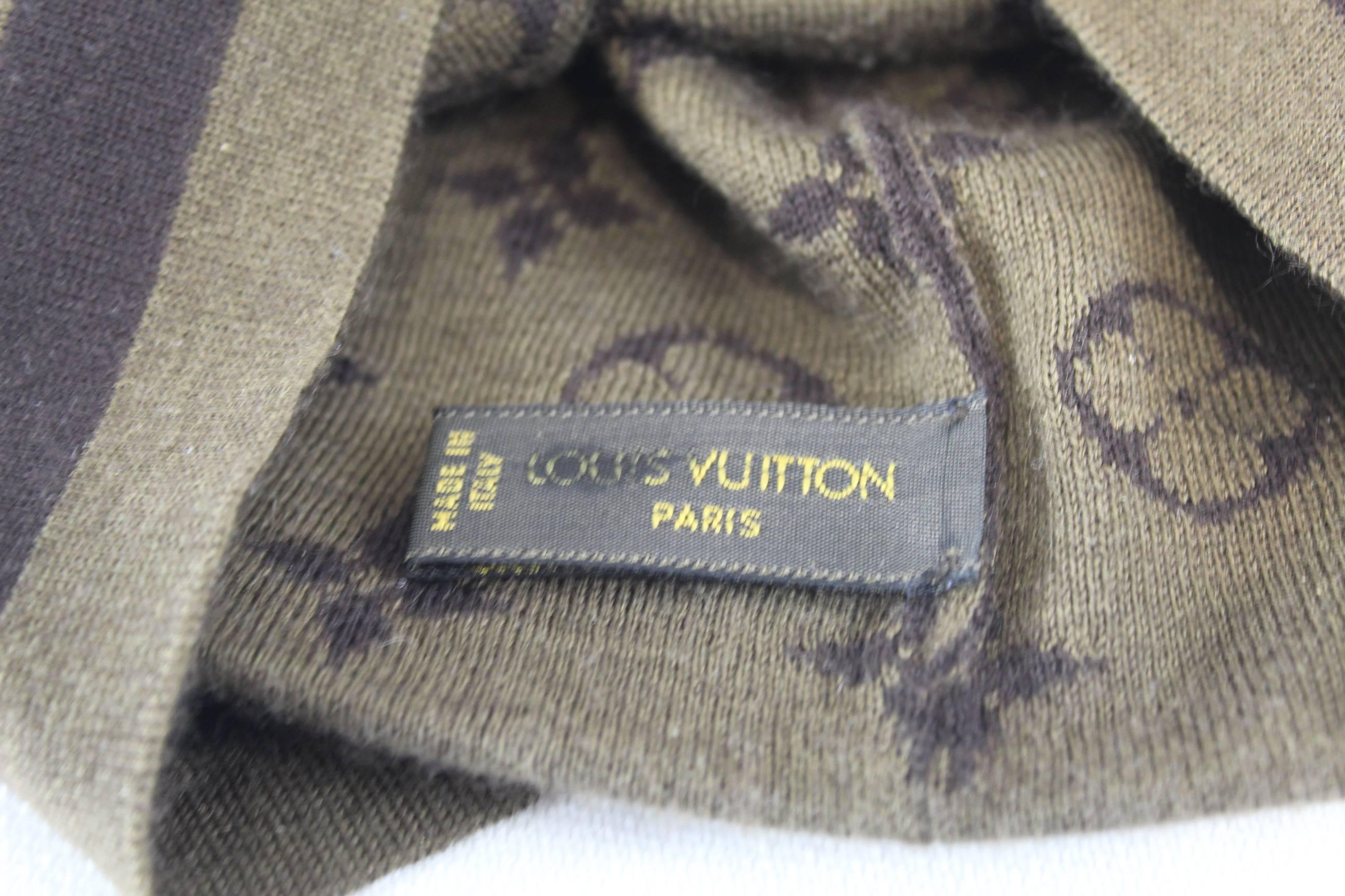 Louis Vuitton Monogral Cashemere Hat In Excellent Condition In Paris, FR