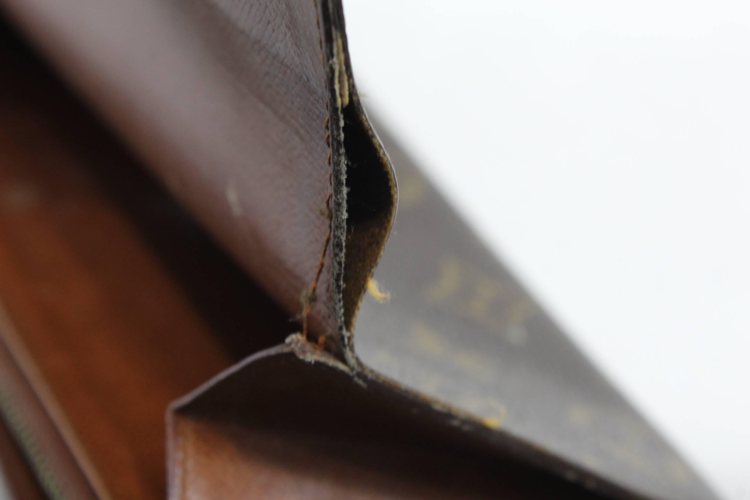 Black Louis Vuitton Vintage Zipped Wallet