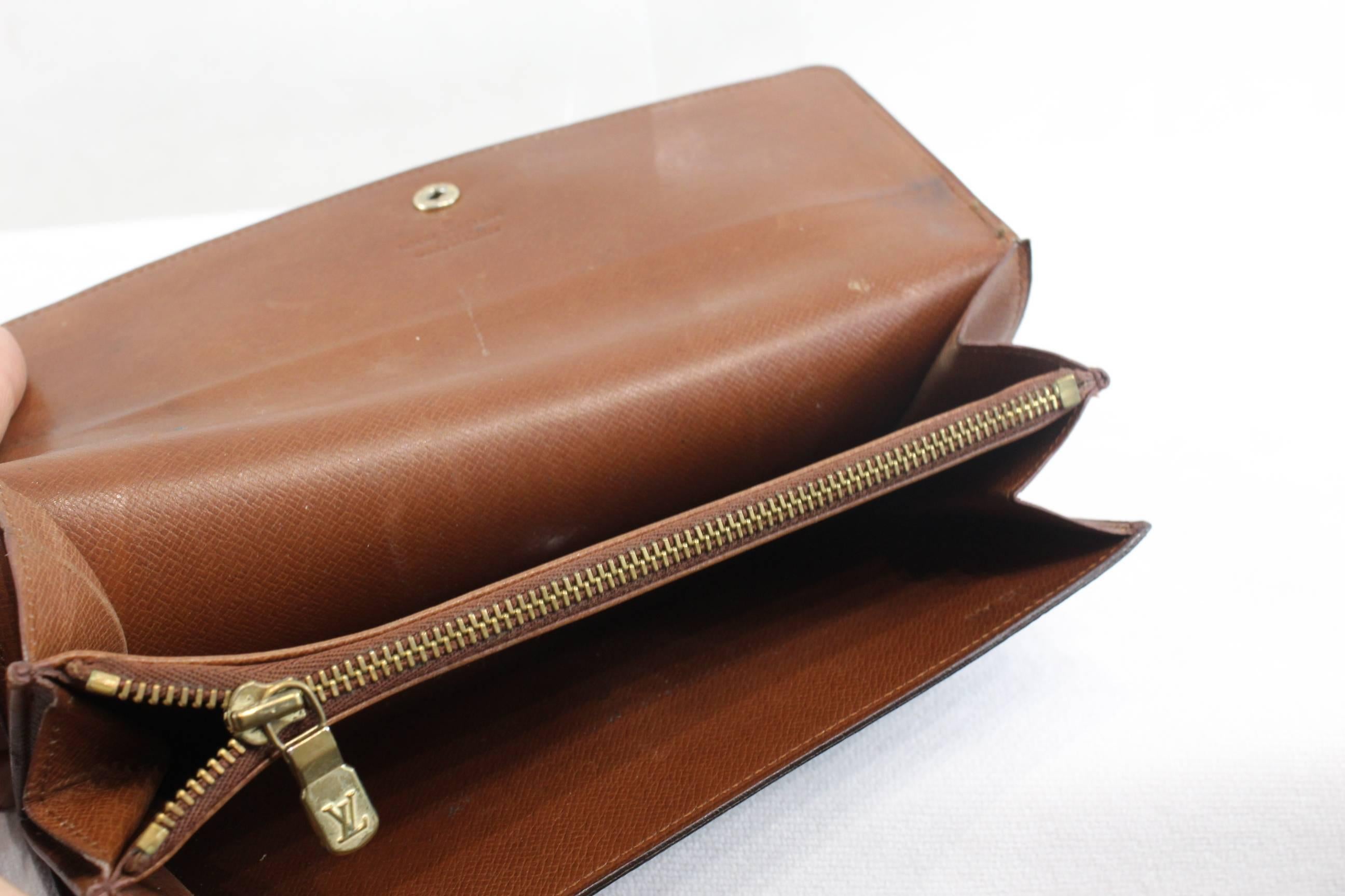 Louis Vuitton Vintage Zipped Wallet 1