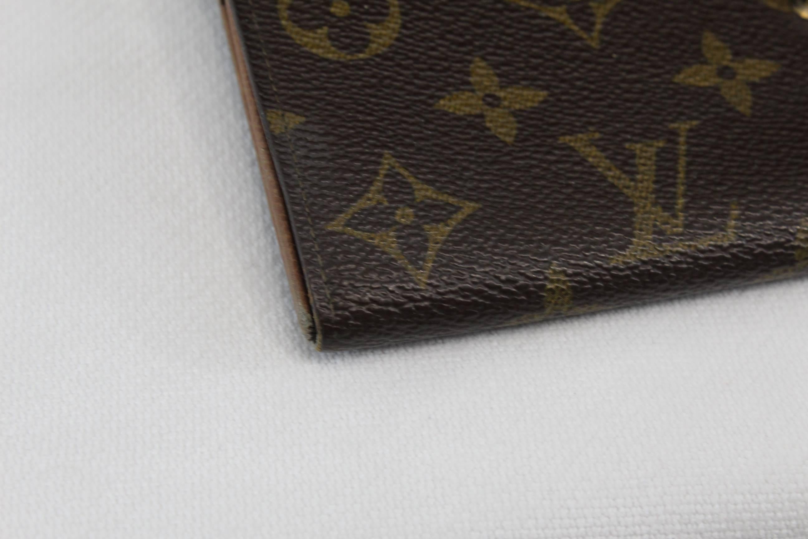 Women's Louis Vuitton Vintage Zipped Wallet