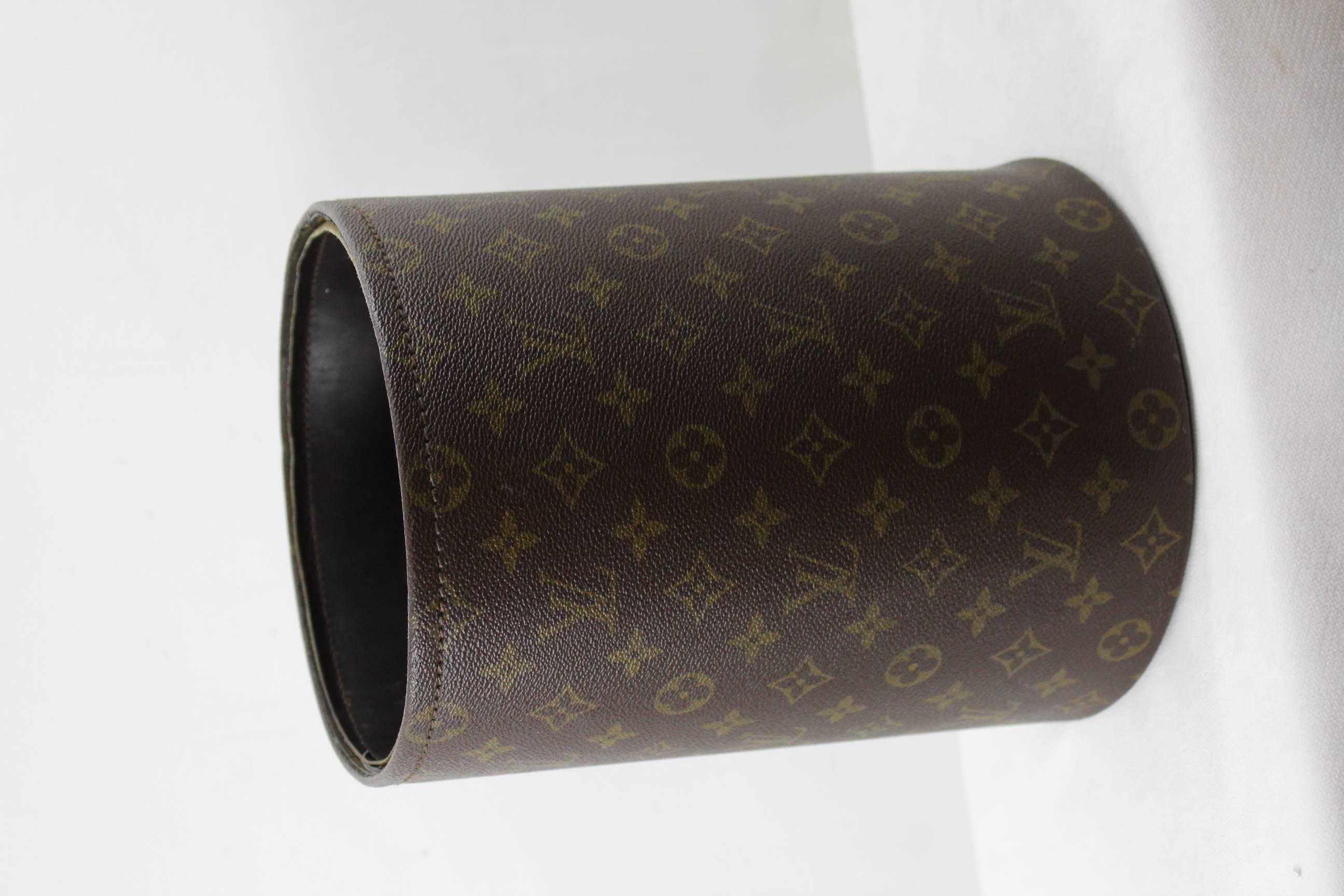 60's Louis Vuitton Vintage Monogram Canvas Paper Bin. Fair condition In Fair Condition In Paris, FR