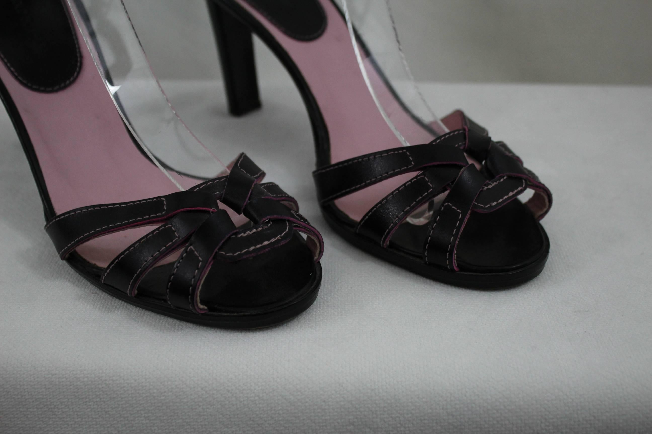Women's Manolo Blahnik Pink and Black leather Sandals. Size 8 US (38 1/2 EU) For Sale