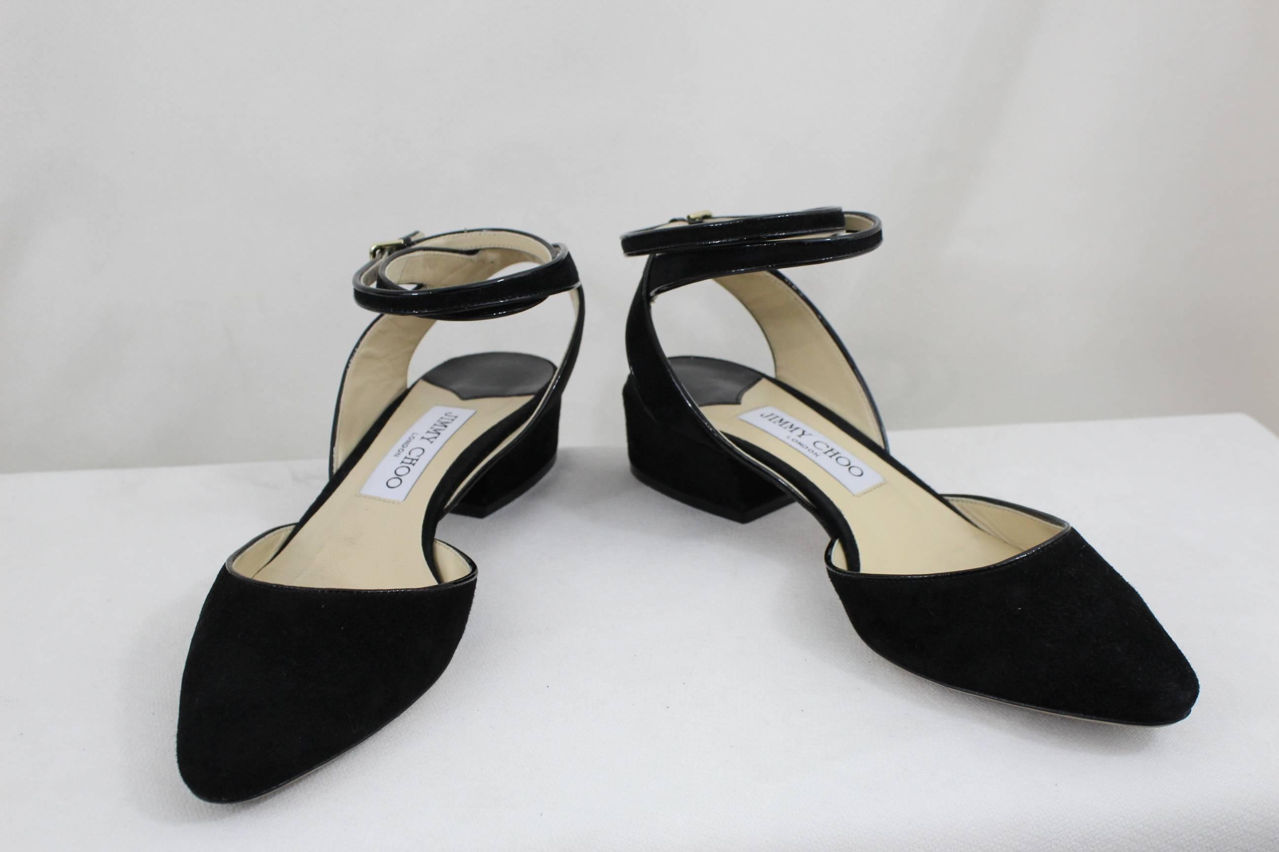 Jimmy Choo nice Suede and Patented Leather Sandals.Size 5.5 US (37 EU) In Excellent Condition In Paris, FR