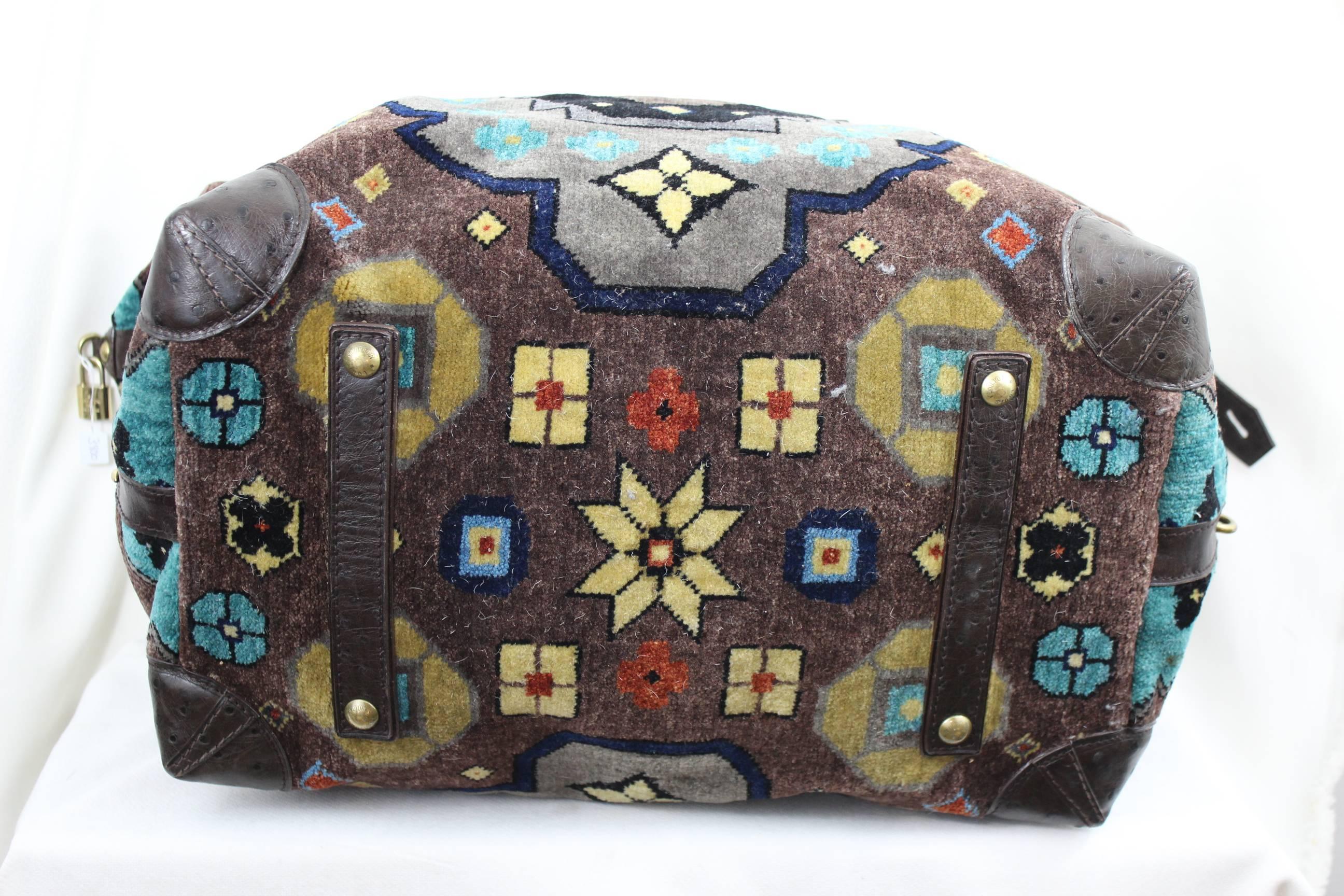 Really rare bag from Louis Vuitton 2005 men's collection a "Vaslav Horizontal Carpet Bag"

This is a totallly collector bag, never seen in the second hand market yet.

Price at the time nearly 5500€ in 2005  and the production was really