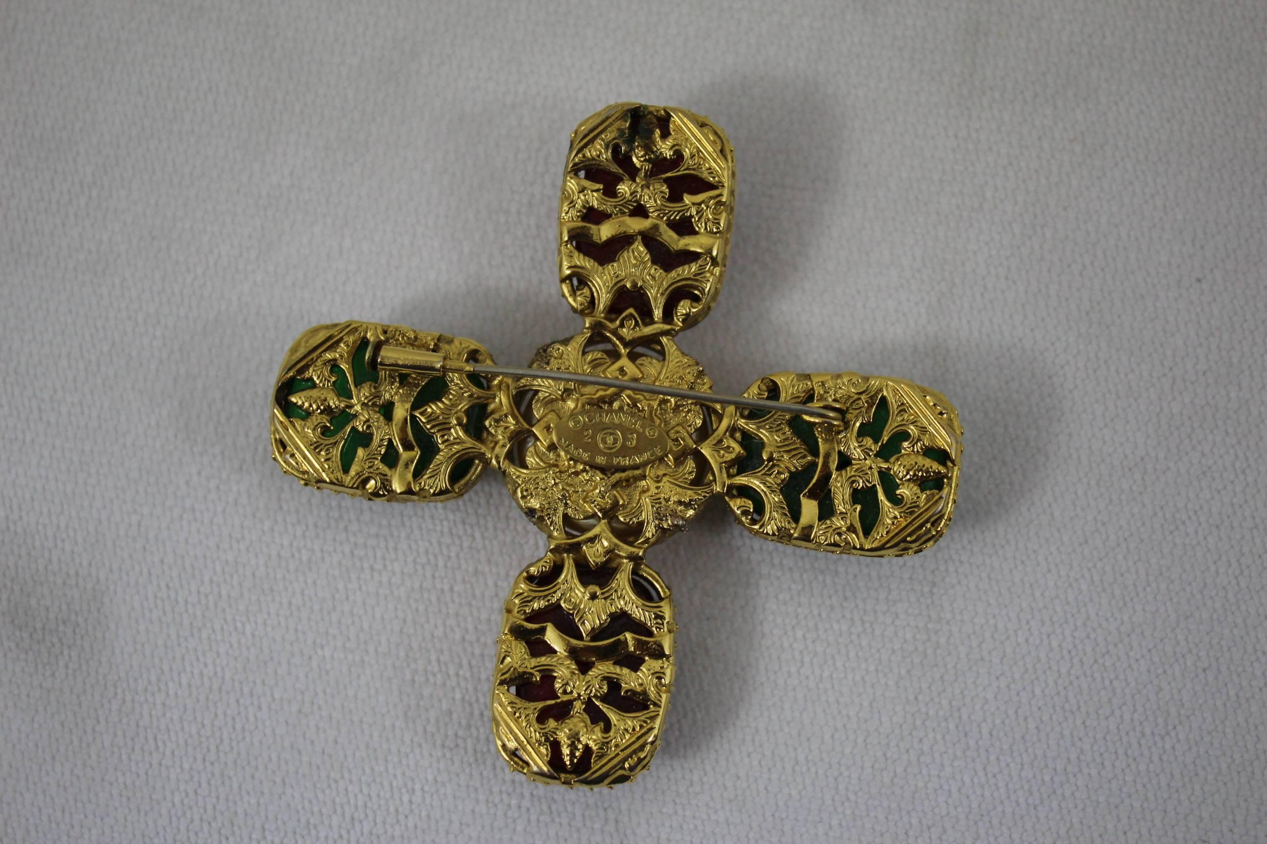 Women's or Men's Chanel Gripoix Golden Red and Green Cross Brooch