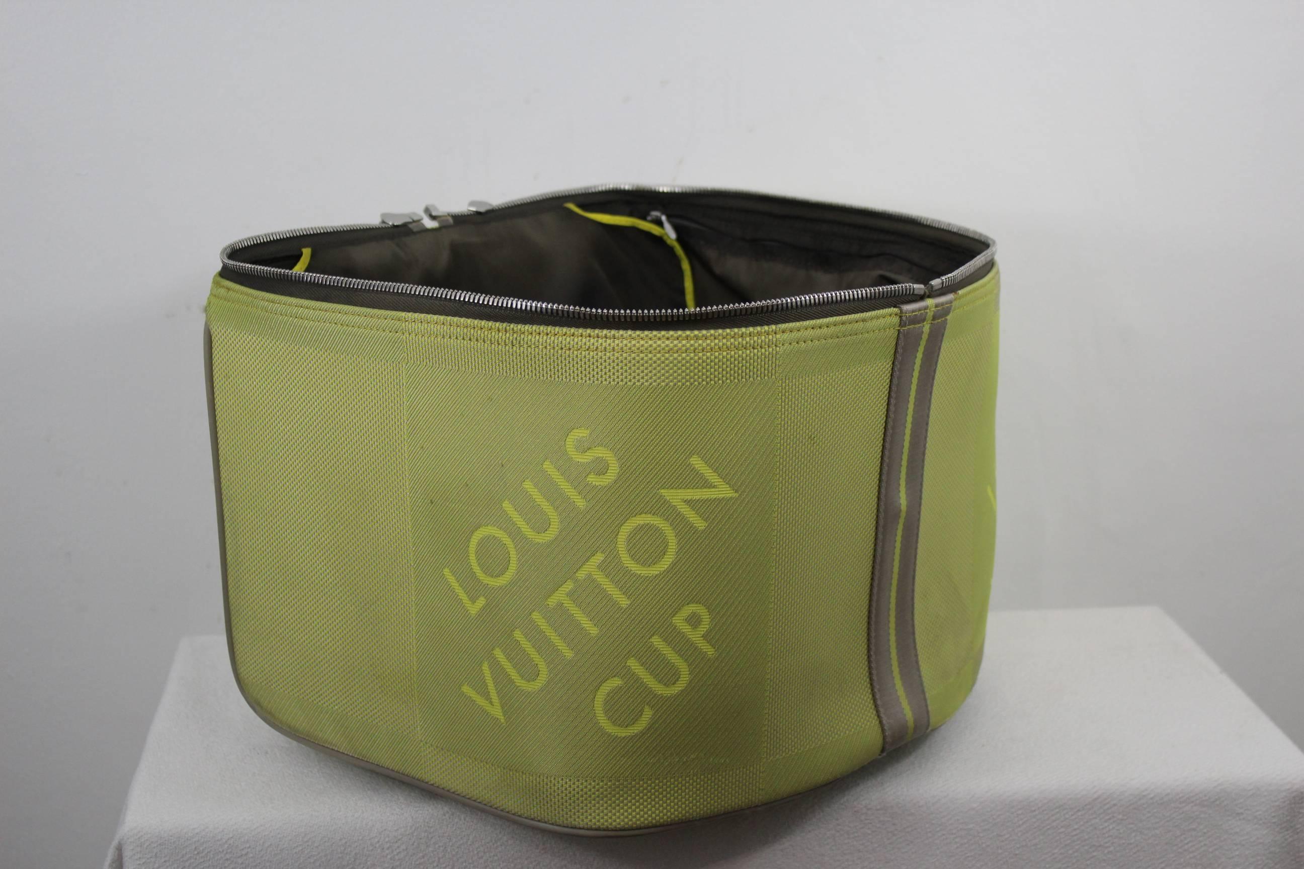 louis vuitton cup bag