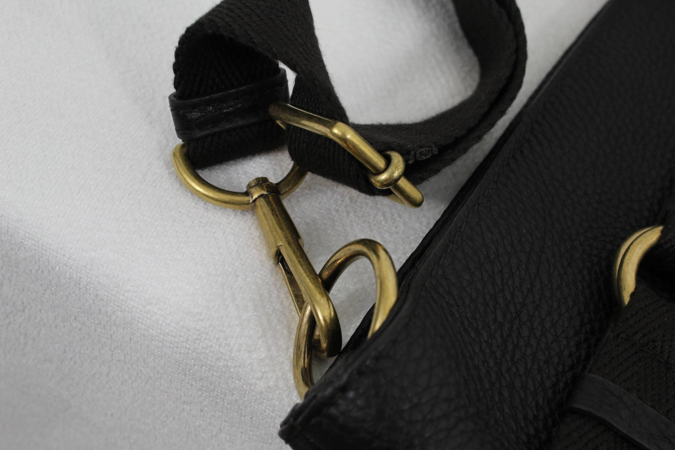 Yves Saint Laurent Crossbody Men's Bag in Brown Grained Leather 1