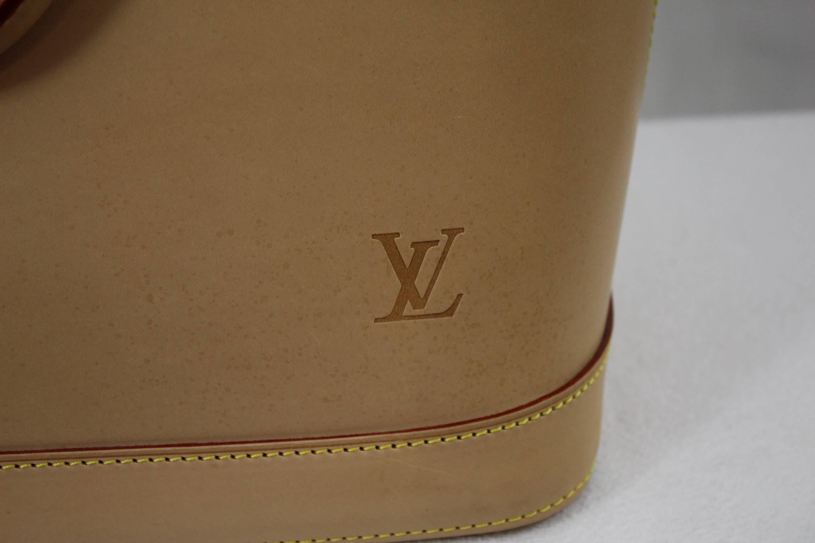 Brown Alma Louis Vuitton Bag all in natural leather.