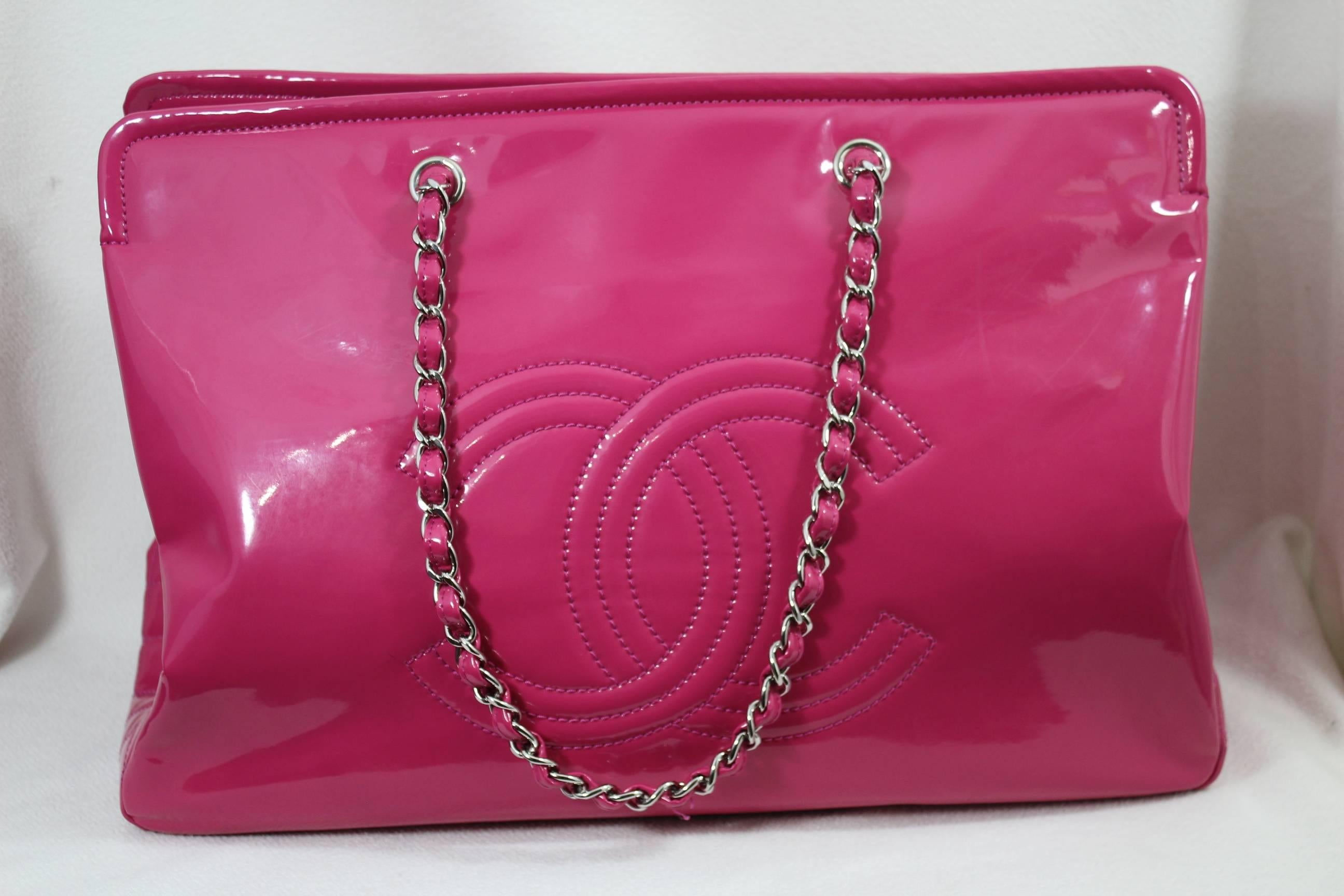 Lovely Chanel Flashy Patented Leather Pink Bag. Big size 2