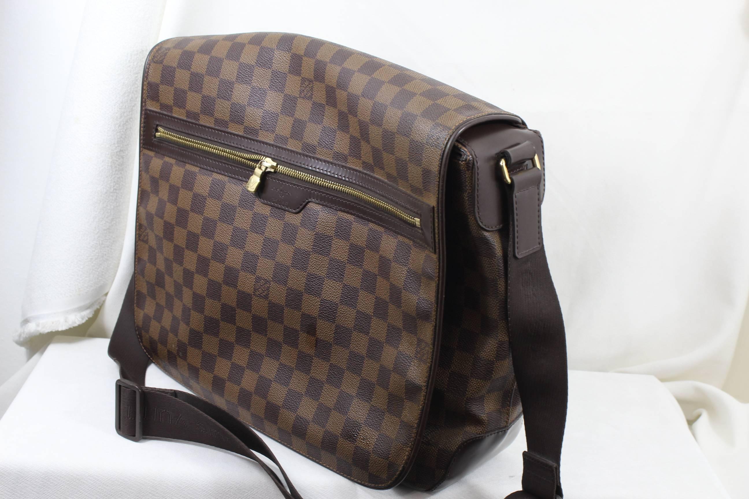 Louis Vuitton Damier Eeben Spencer Crossbody Bag / Briefcase For Sale 1