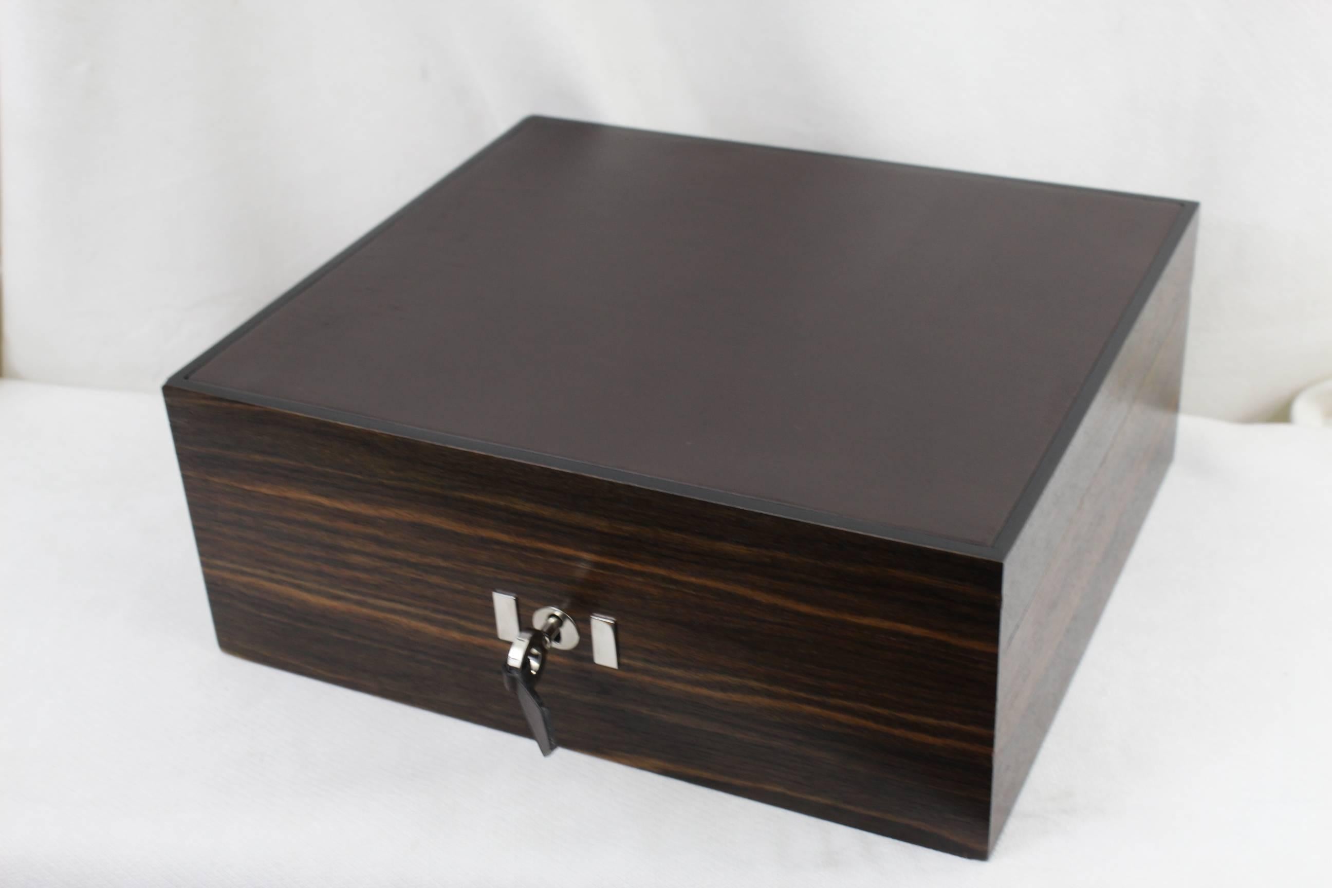 Hermes Wood and Leather Watch Box In Good Condition In Paris, FR