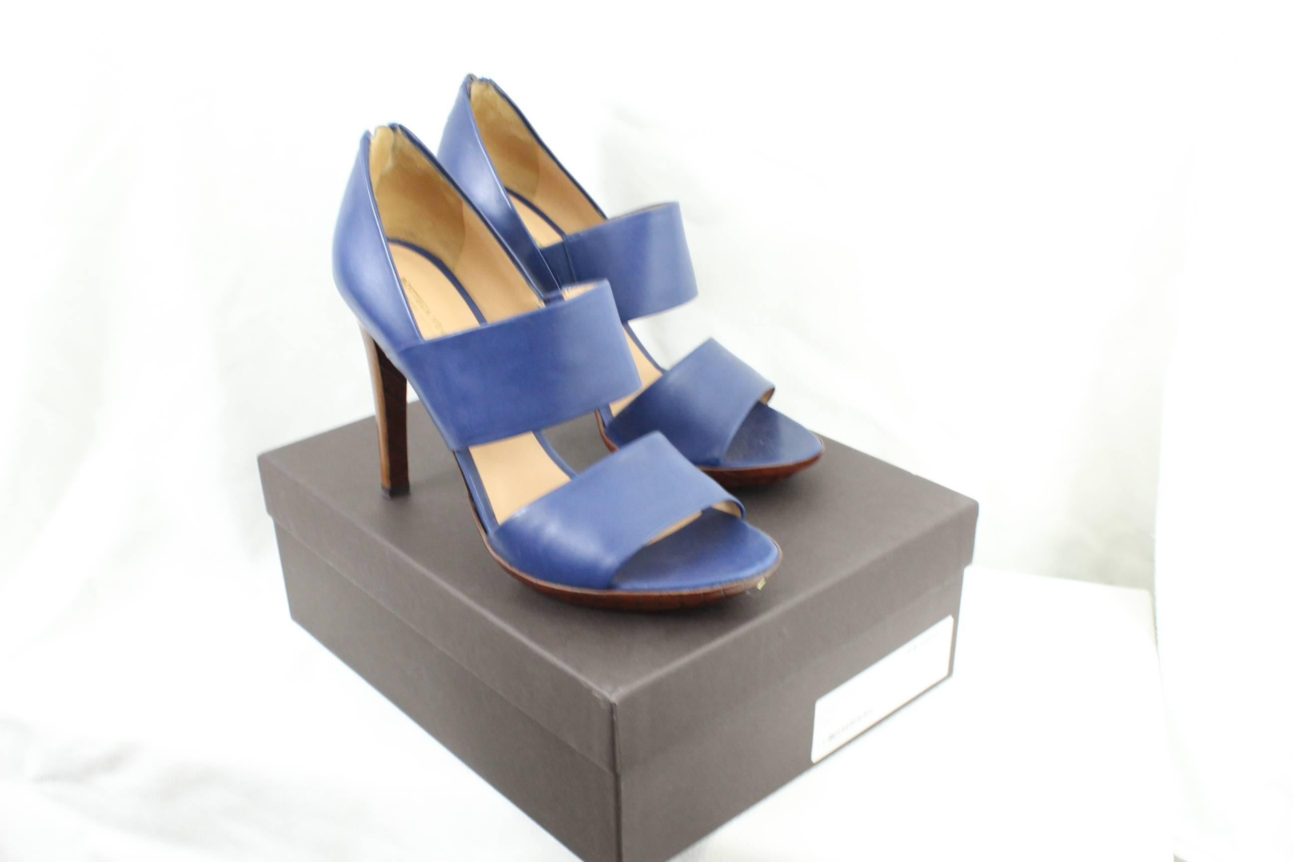 Women's or Men's Bottega Veneta Leather Hig Heel Shoes. Size 39.5
