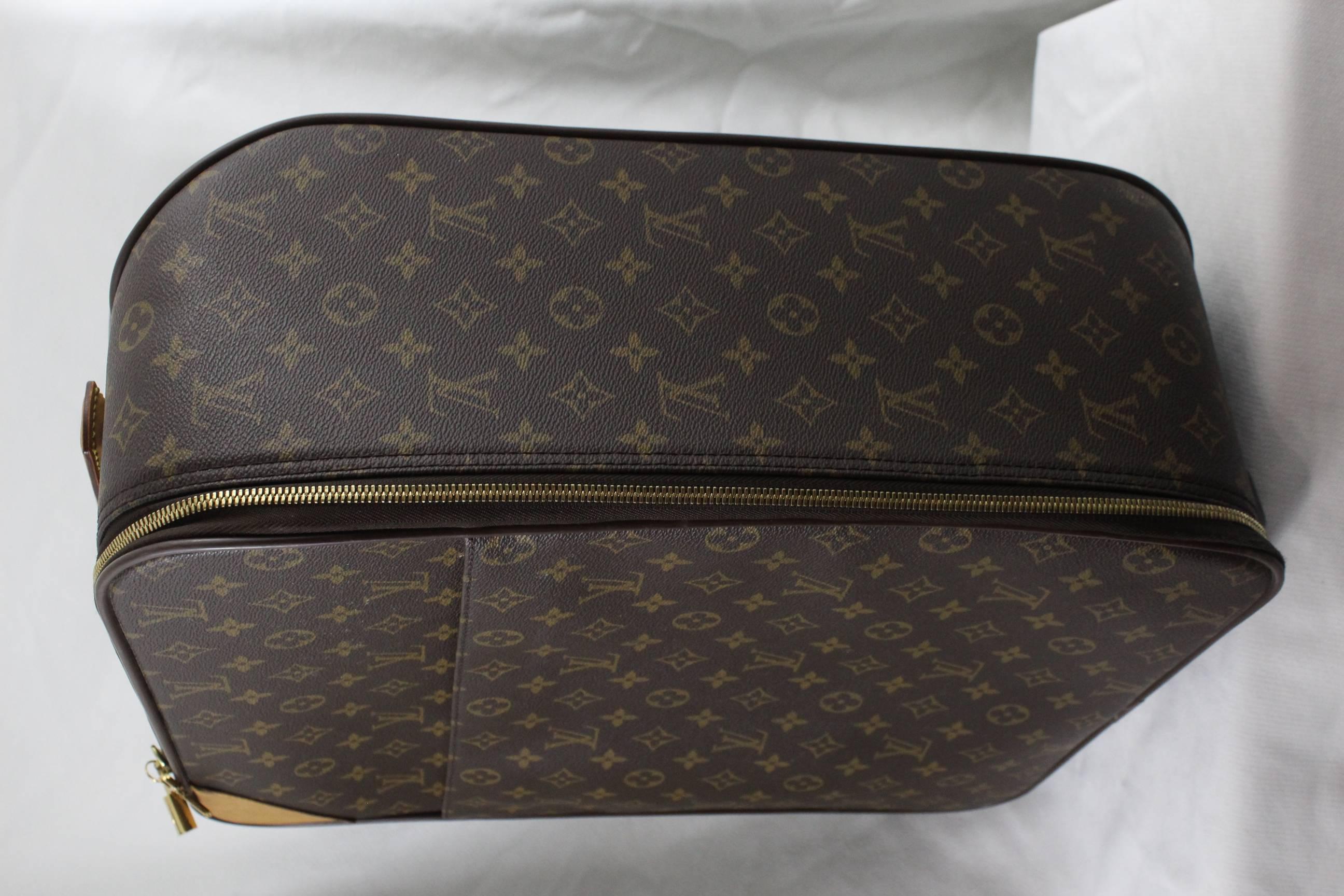 Black Louis Vuitton 48H cabin Suitcase in Monogram Canvas