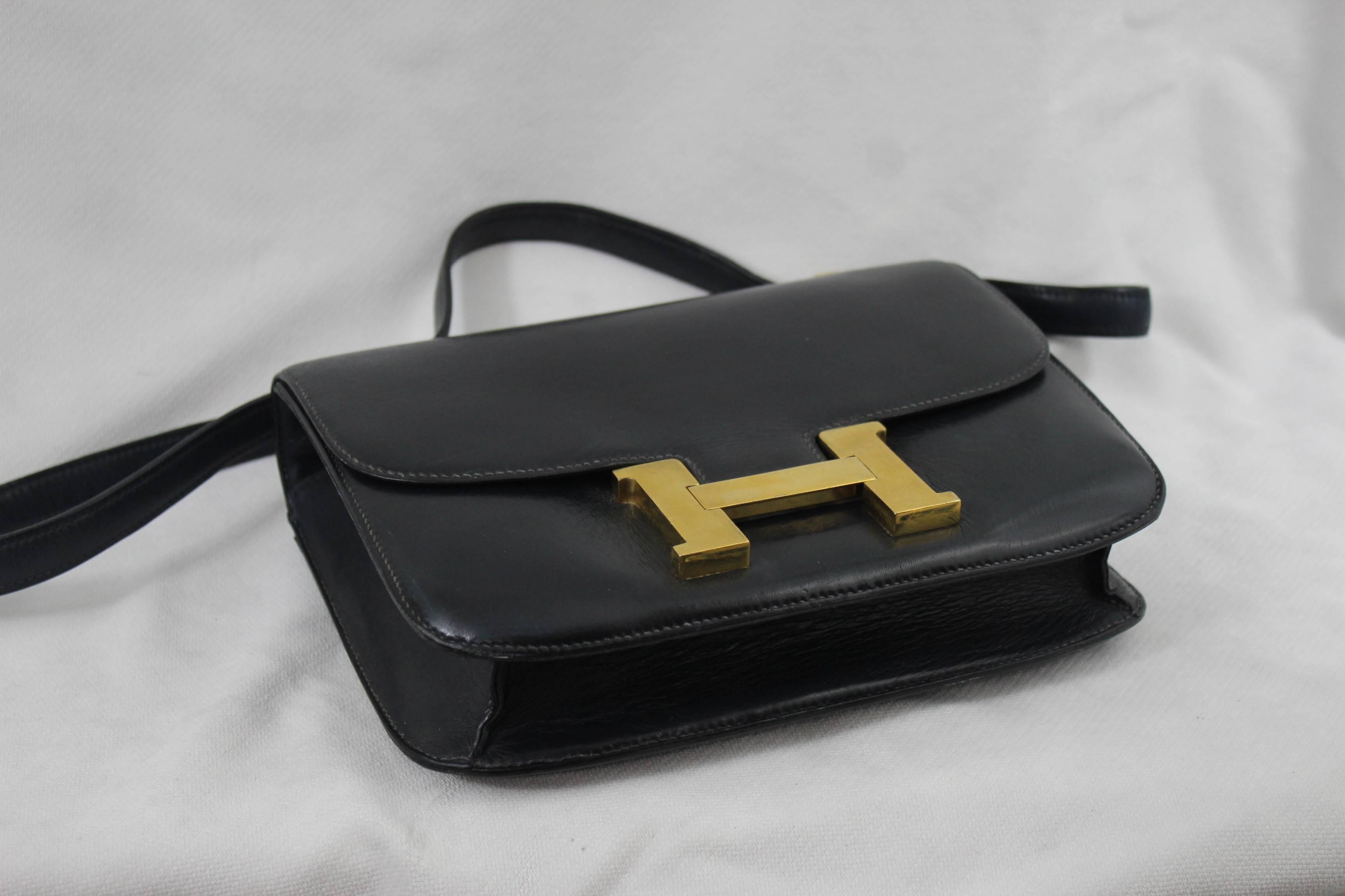 Vintage Hermes Constance Navy Bag in Navy leather and Golden Hardware 1