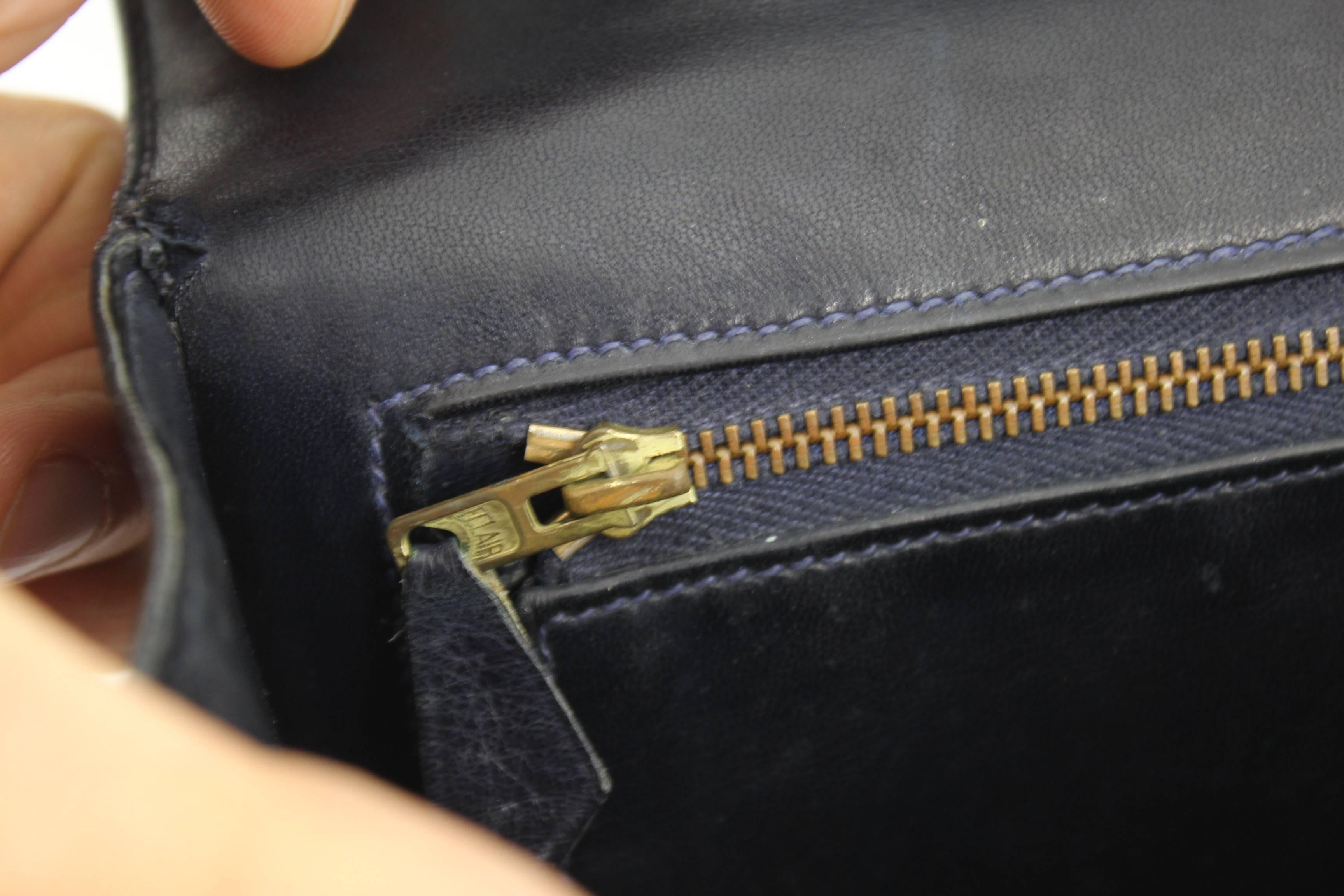 Vintage Hermes Constance Navy Bag in Navy leather and Golden Hardware In Good Condition In Paris, FR