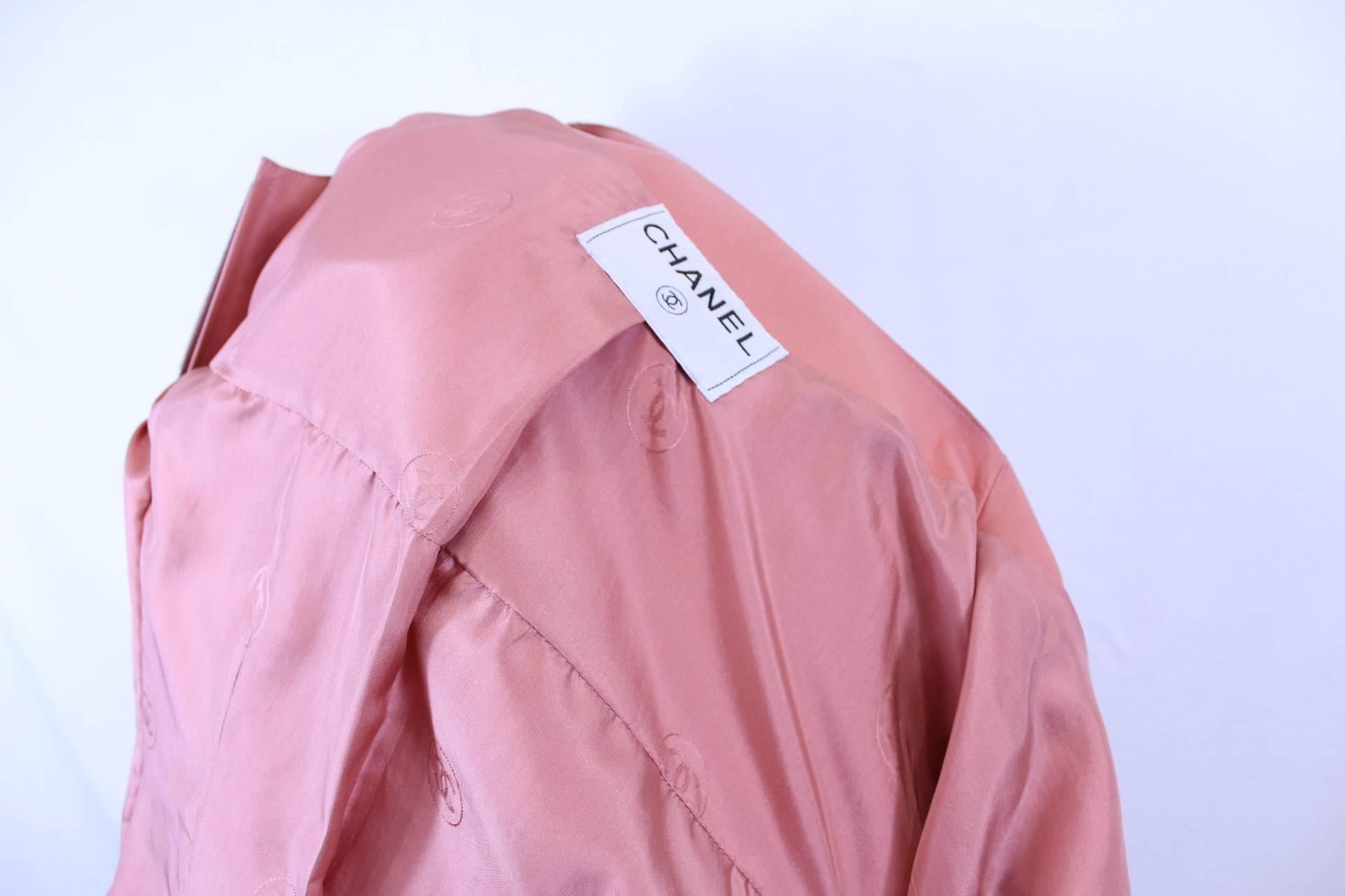 Chanel Pink Leather jacket Size 40 In Good Condition In Paris, FR
