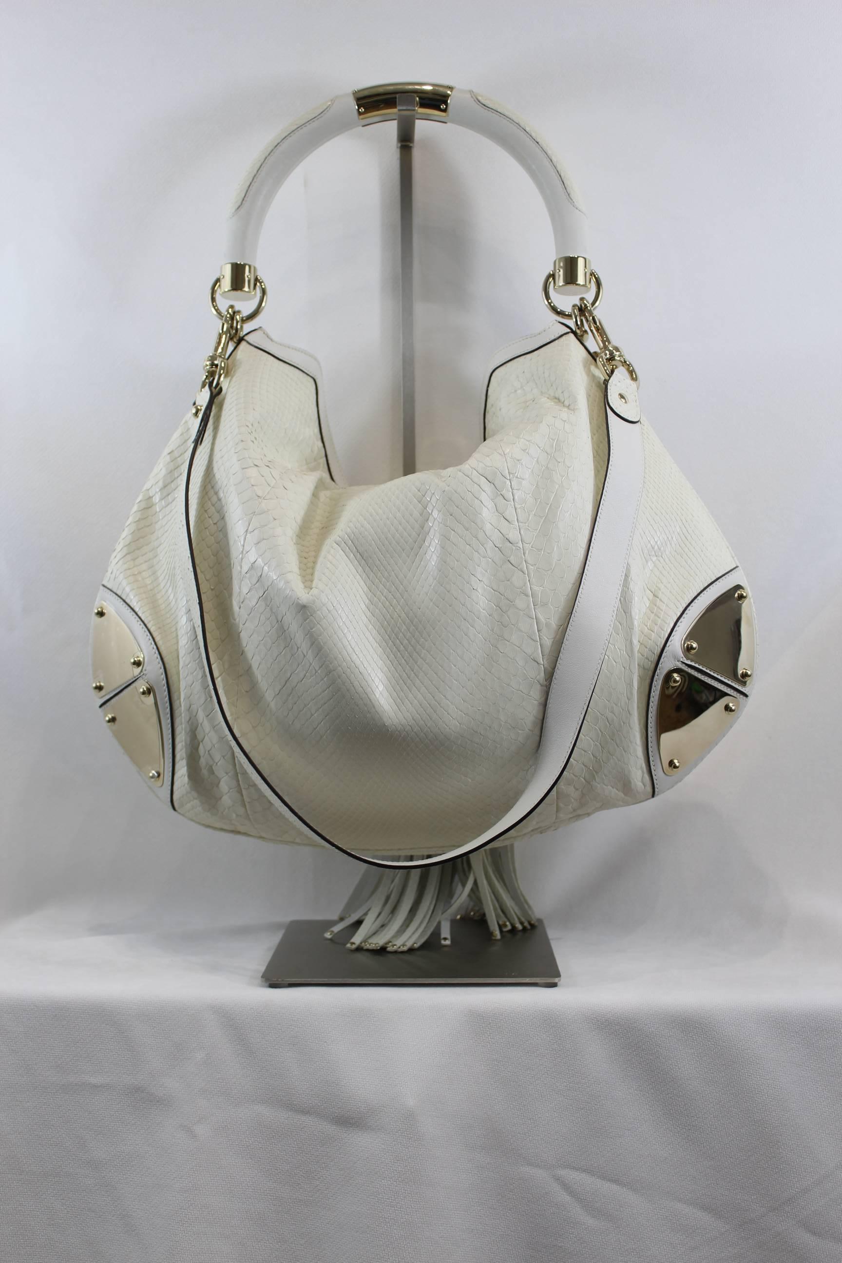 Gucci Indy White Snake Bag. Free standard Shipping 1