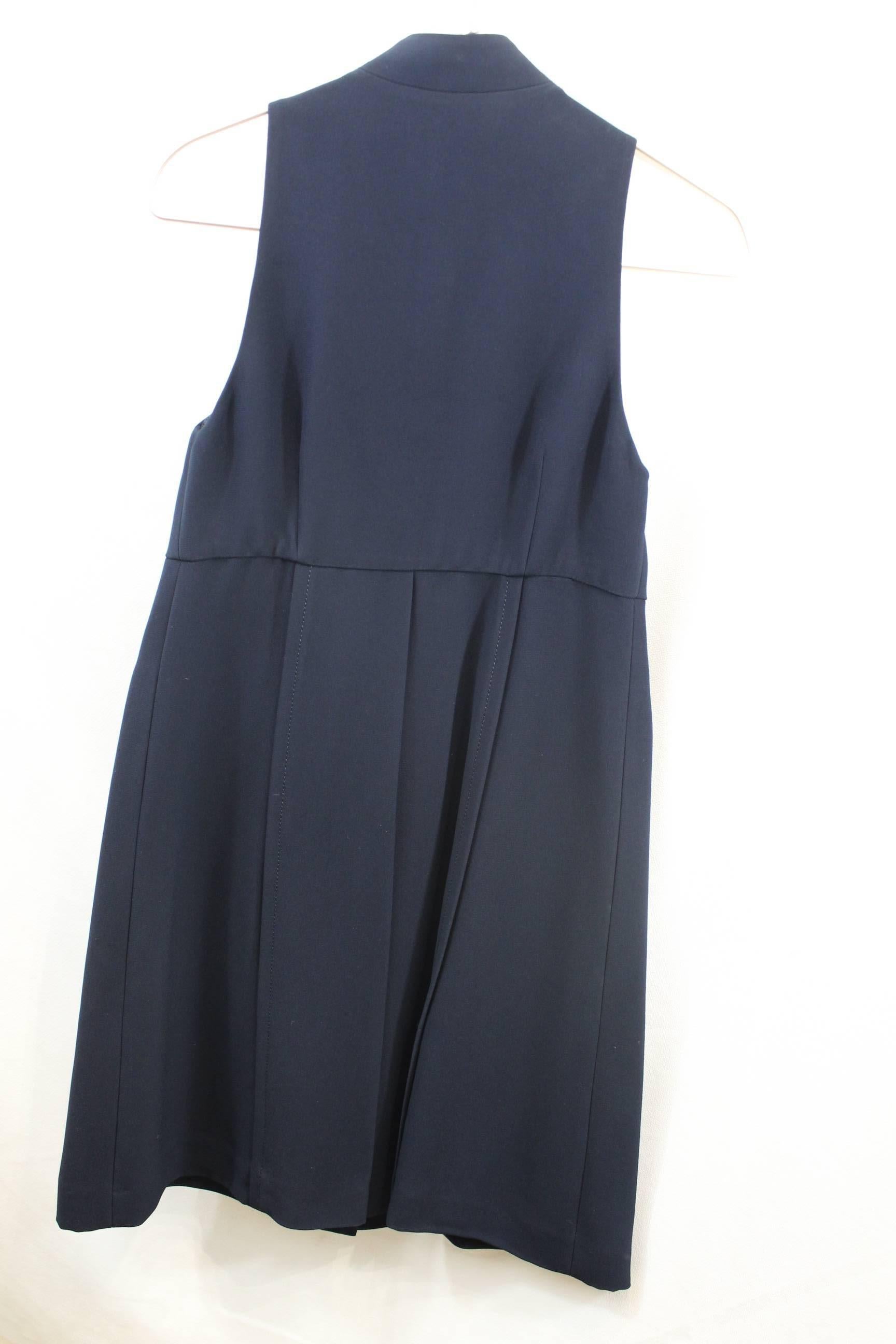 Awesome Miu miu Navy dress from 2015 collection.
Worn once.
Size 36
