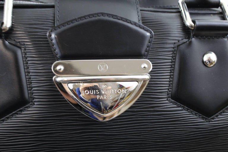 Louis Vuitton Black Epi Leather Montaigne Bowling Bag For Sale 3