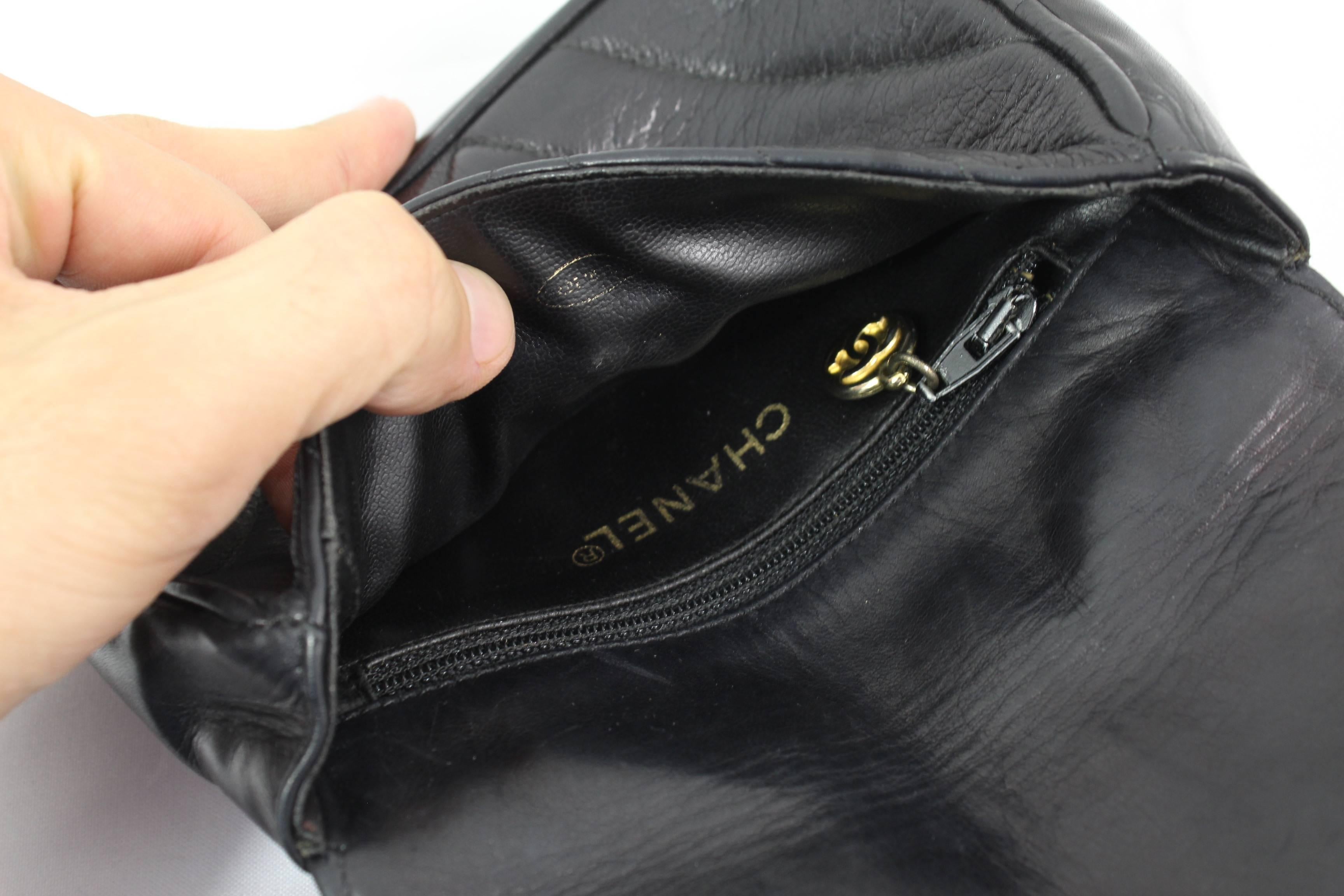 Vintage Chanel Belt Bag in Black Lambskin Leather. No belt 1