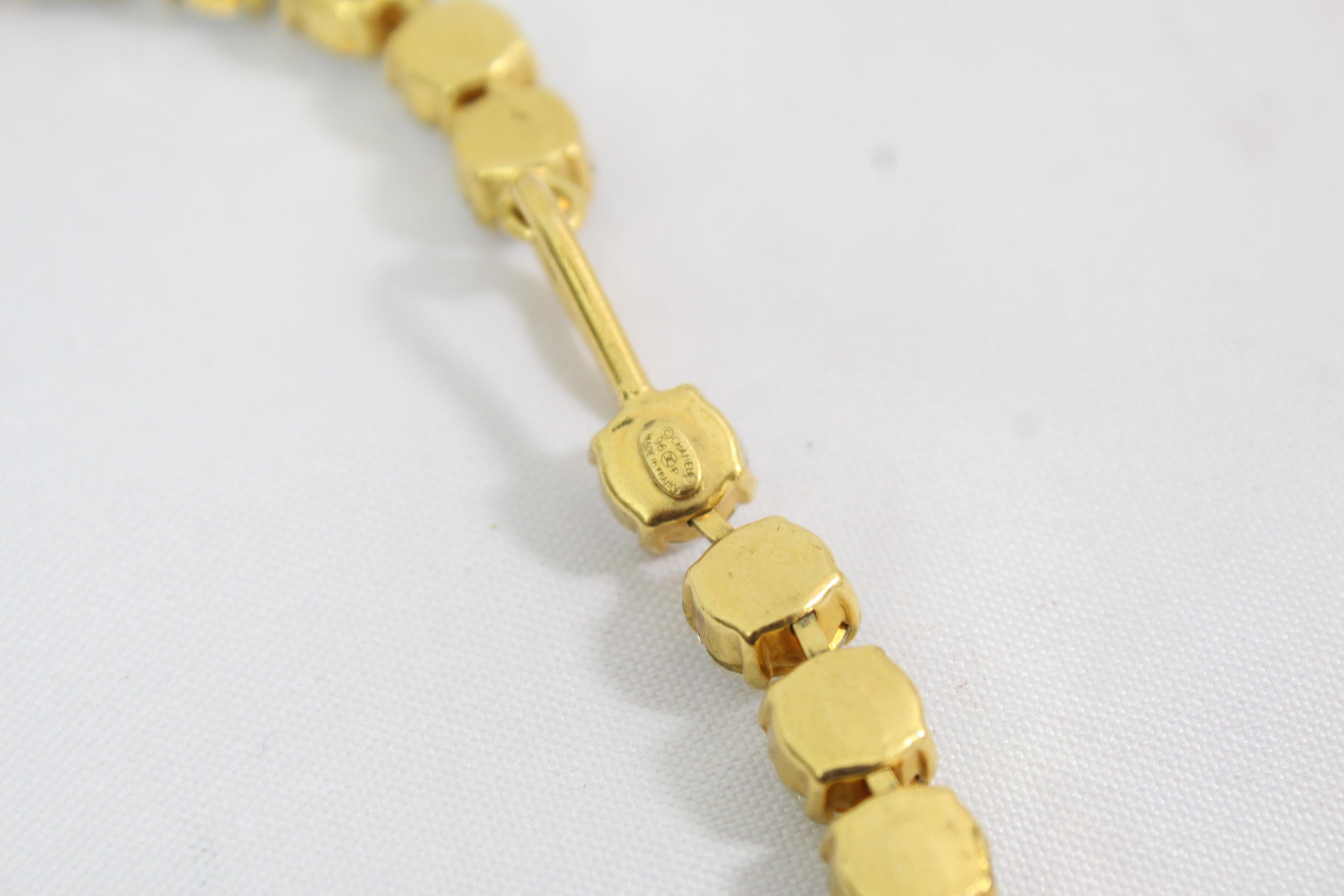 1996 Chanel Vintage Golden Metal Necklace and Fake Diamonds In Good Condition In Paris, FR