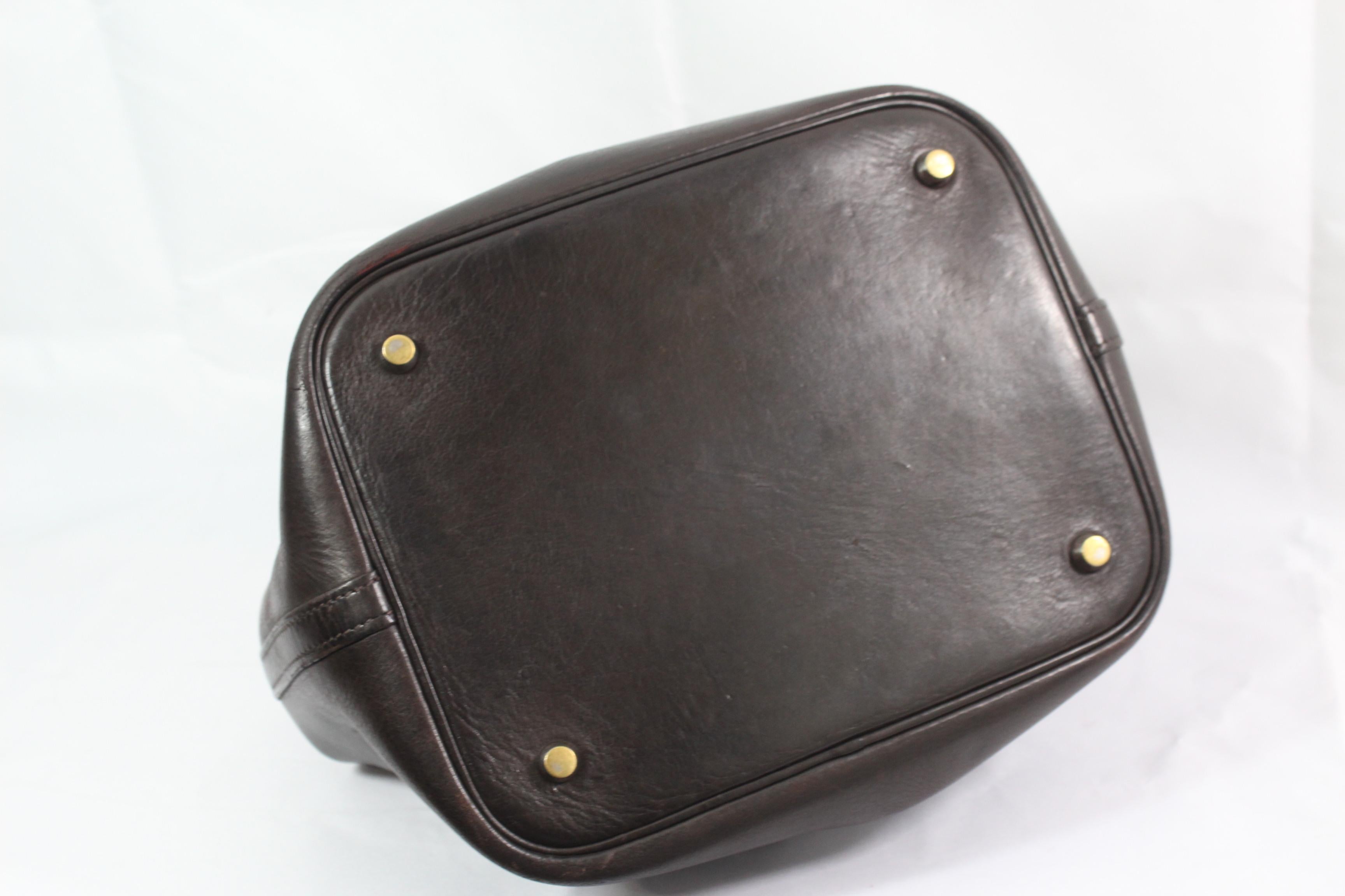 Nice Vintage Hemes Picotin Dark Brown bag.  rare as its made in a thickleather.
Visible lovely patina aall over the bag
Fair condition some stiches of the handle have gone
Size 7*8.5 inches . height 8 inches