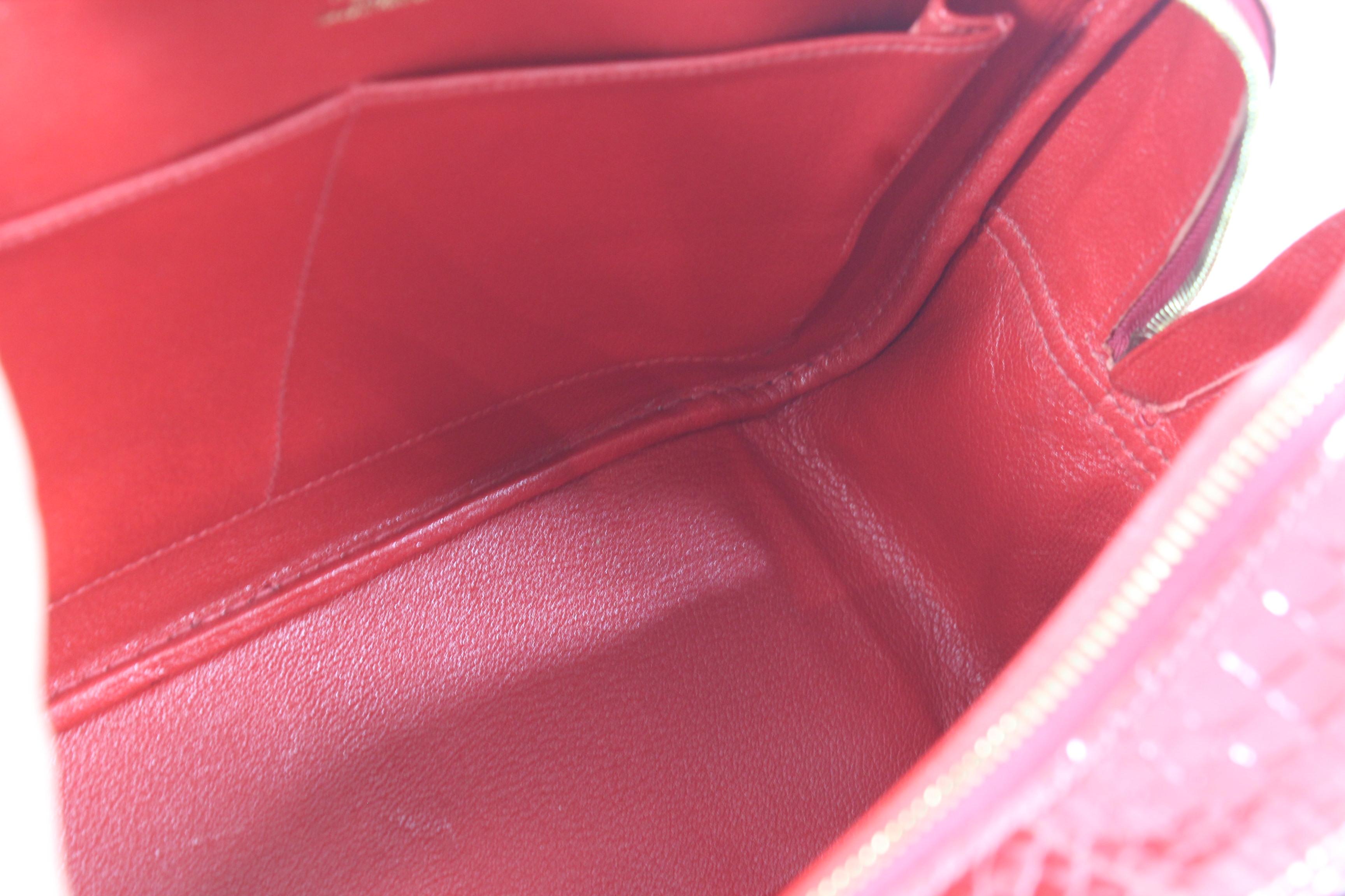 1998 Hermes Plume in Red Porosus Crocodile Leather. Excellent Condition 2