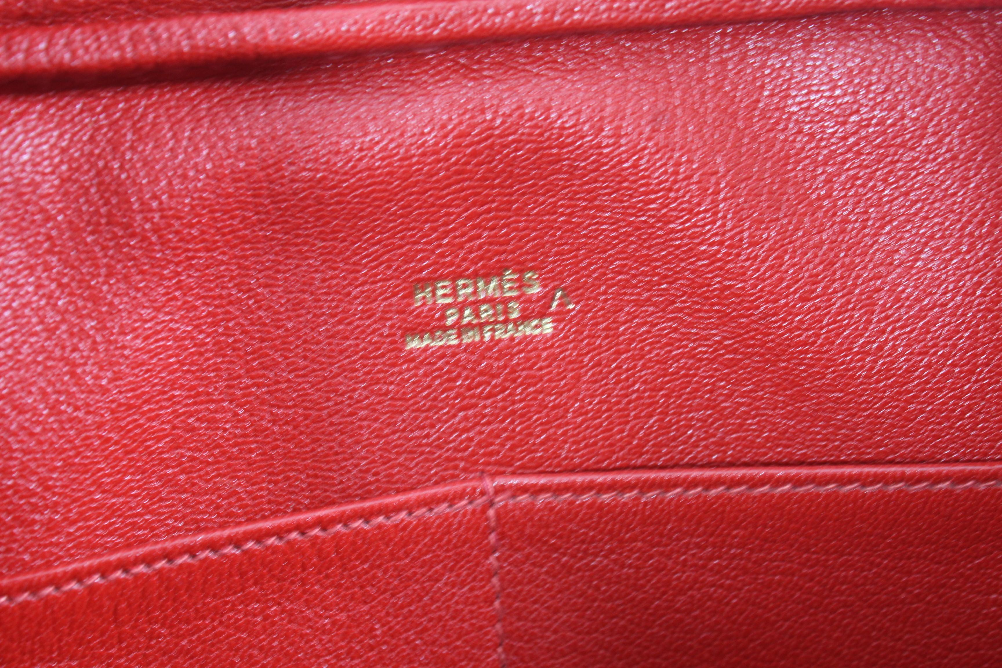 1998 Hermes Plume in Red Porosus Crocodile Leather. Excellent Condition 1