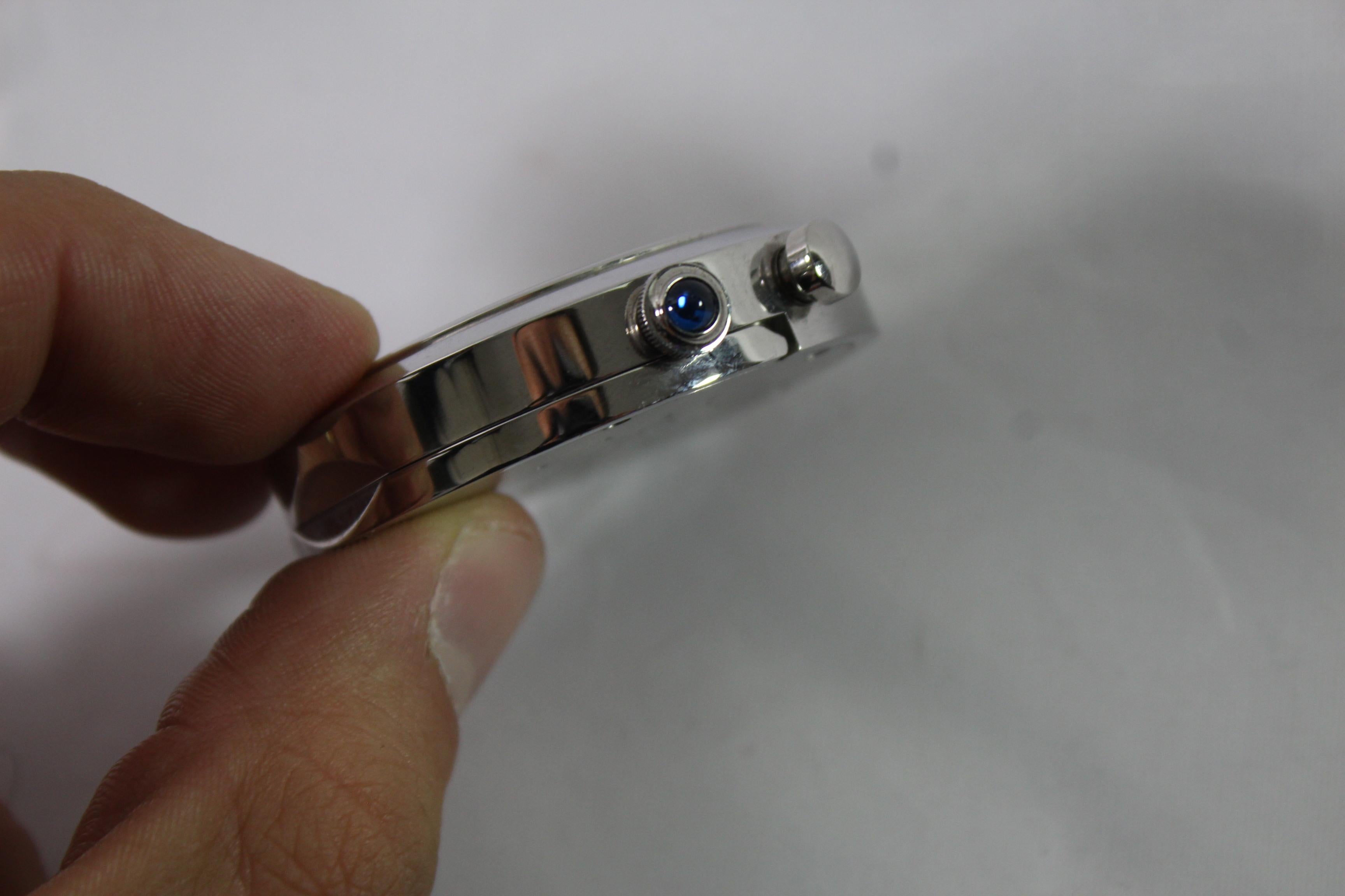 Cartier Pasha Stainless Steel  Travel Clock In Good Condition In Paris, FR