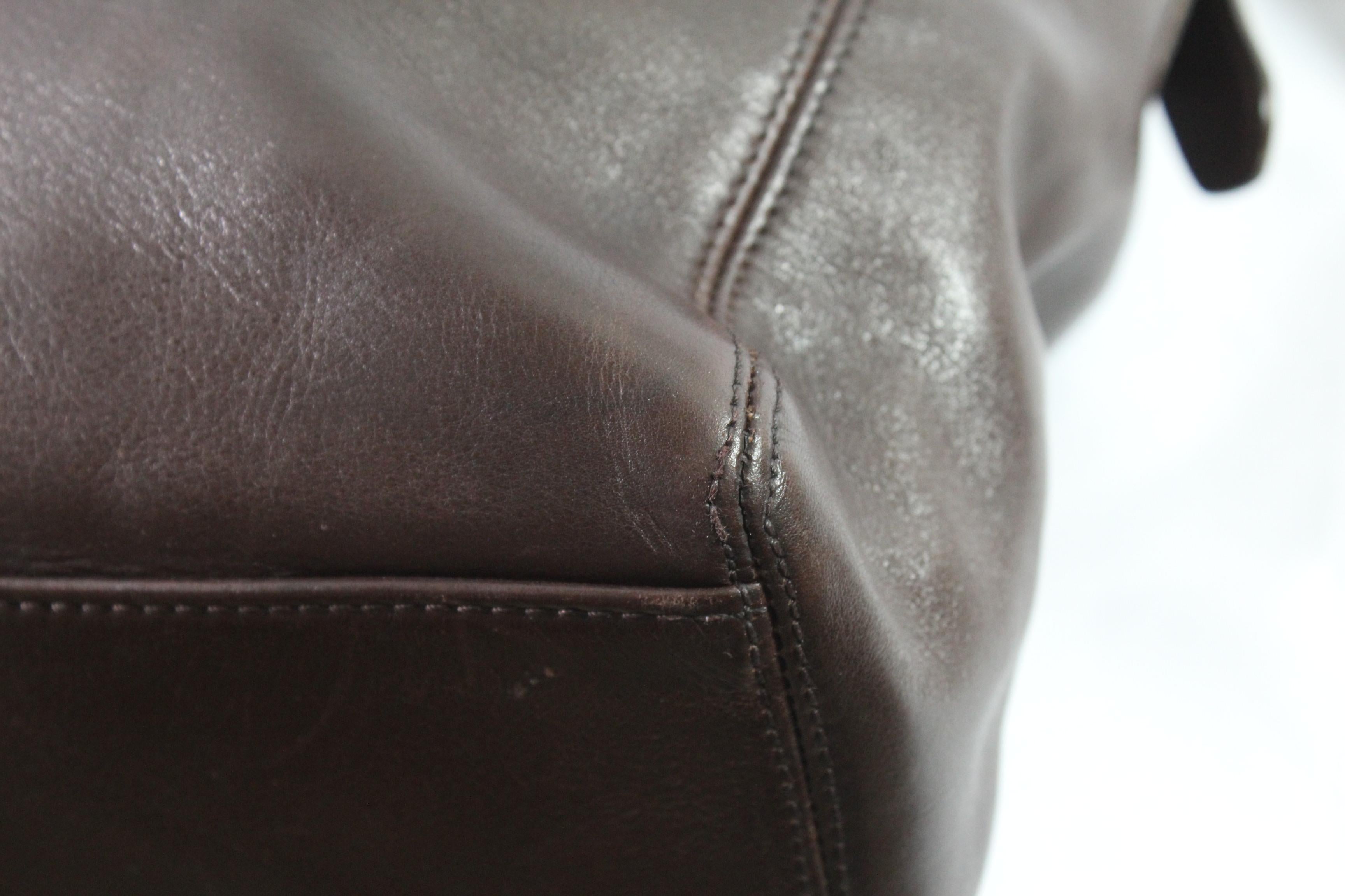 Black Chanel Brown Leather Everyday Shoulder Bag For Sale
