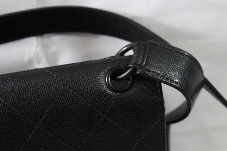 Women's 1998 Chanel All Black Shoulder Bag For Sale