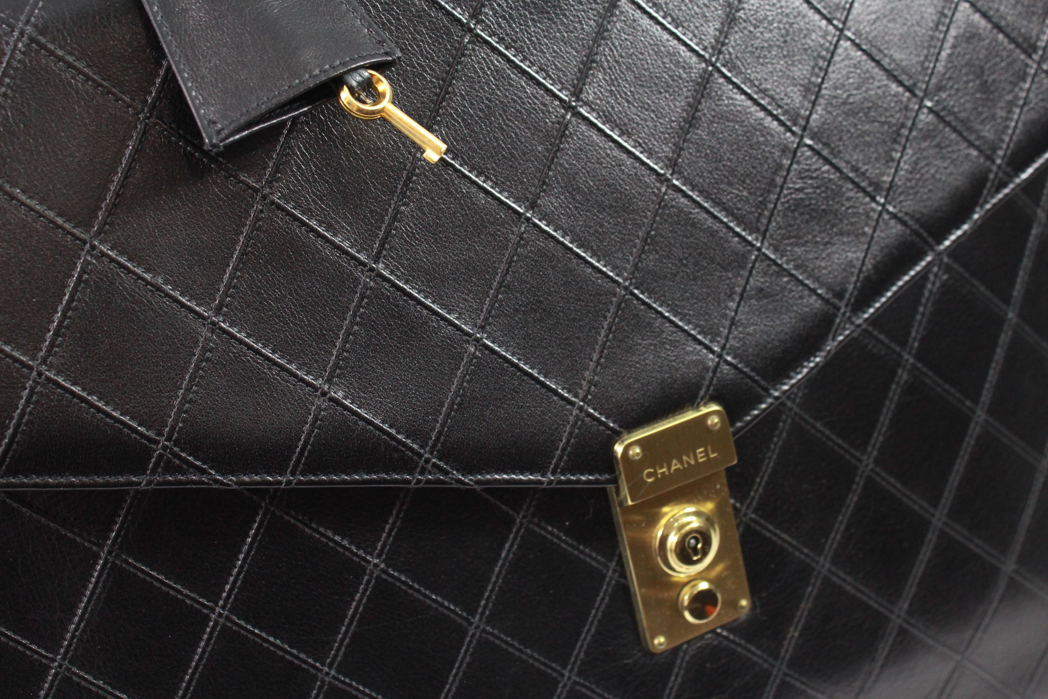 Chanel Briefcase in Black Lambskin leather 4