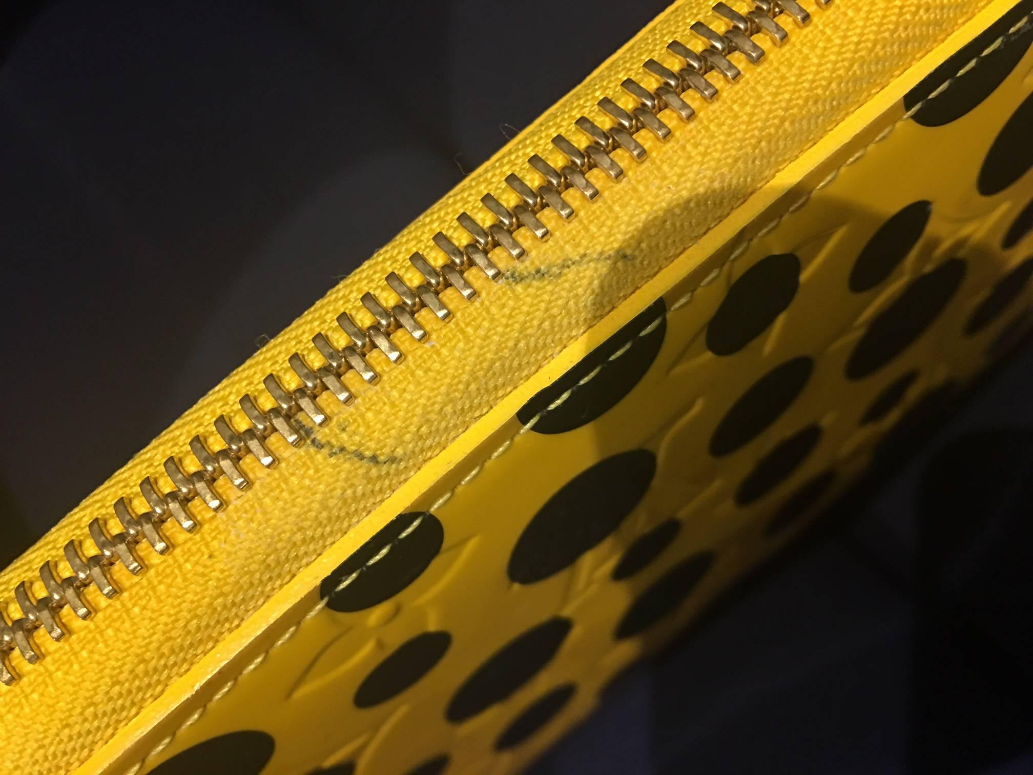 2012 Louis Vuitton Limited Edition Kusama Yellow Monogram Vernis Dots Wallet 3