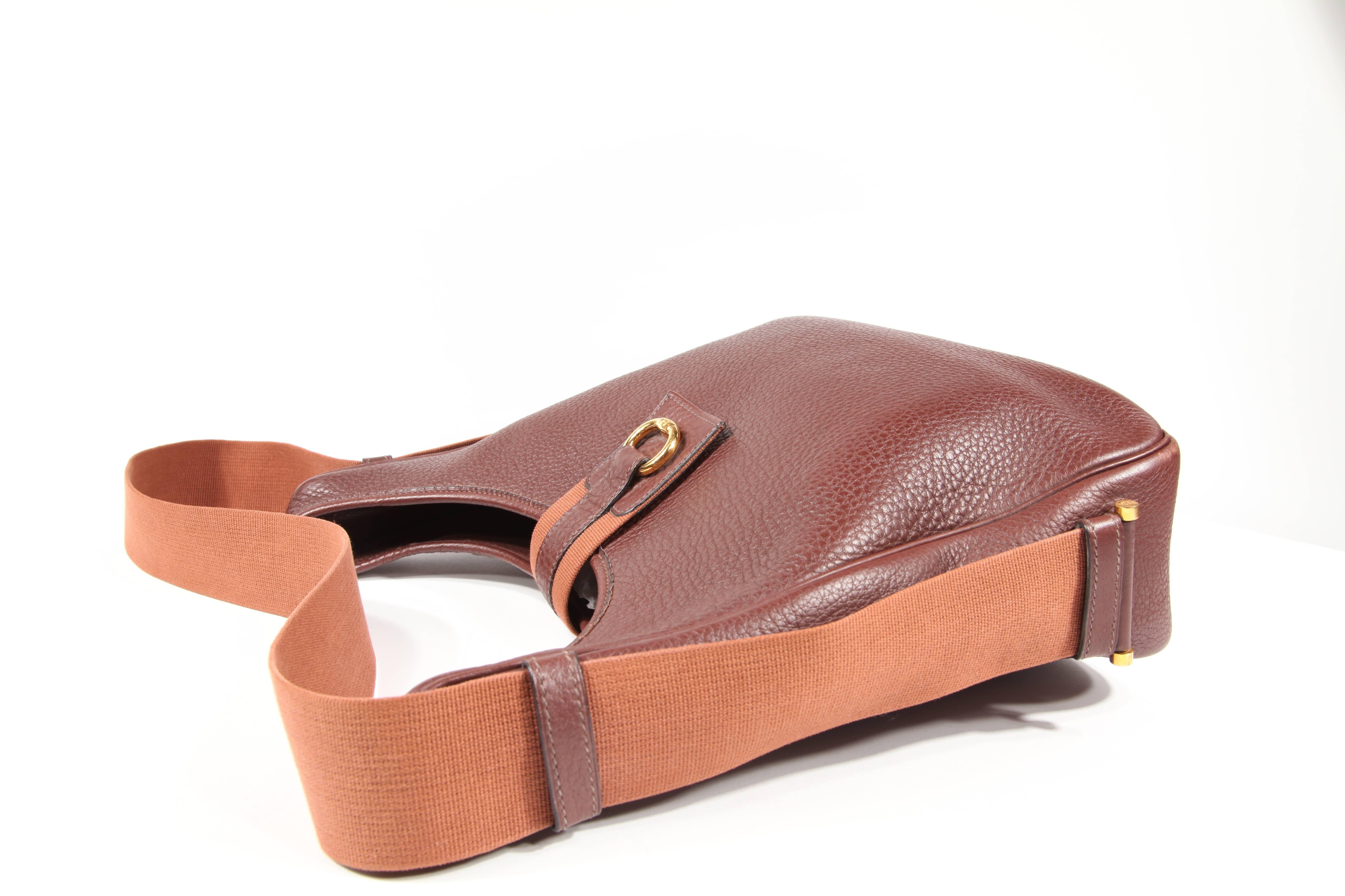 sako bag with zipper