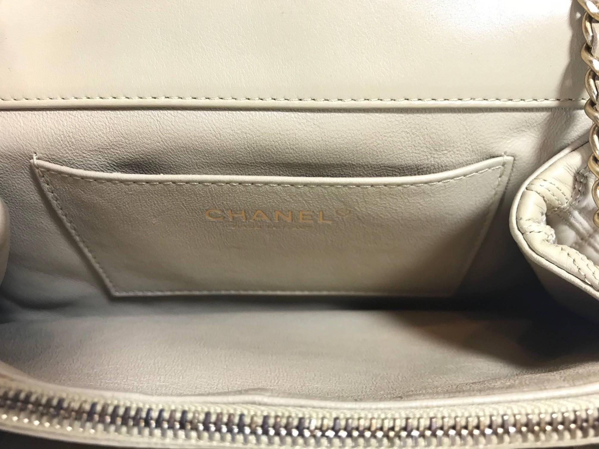 Chanel Thin City Front Flap Bag For Sale 3