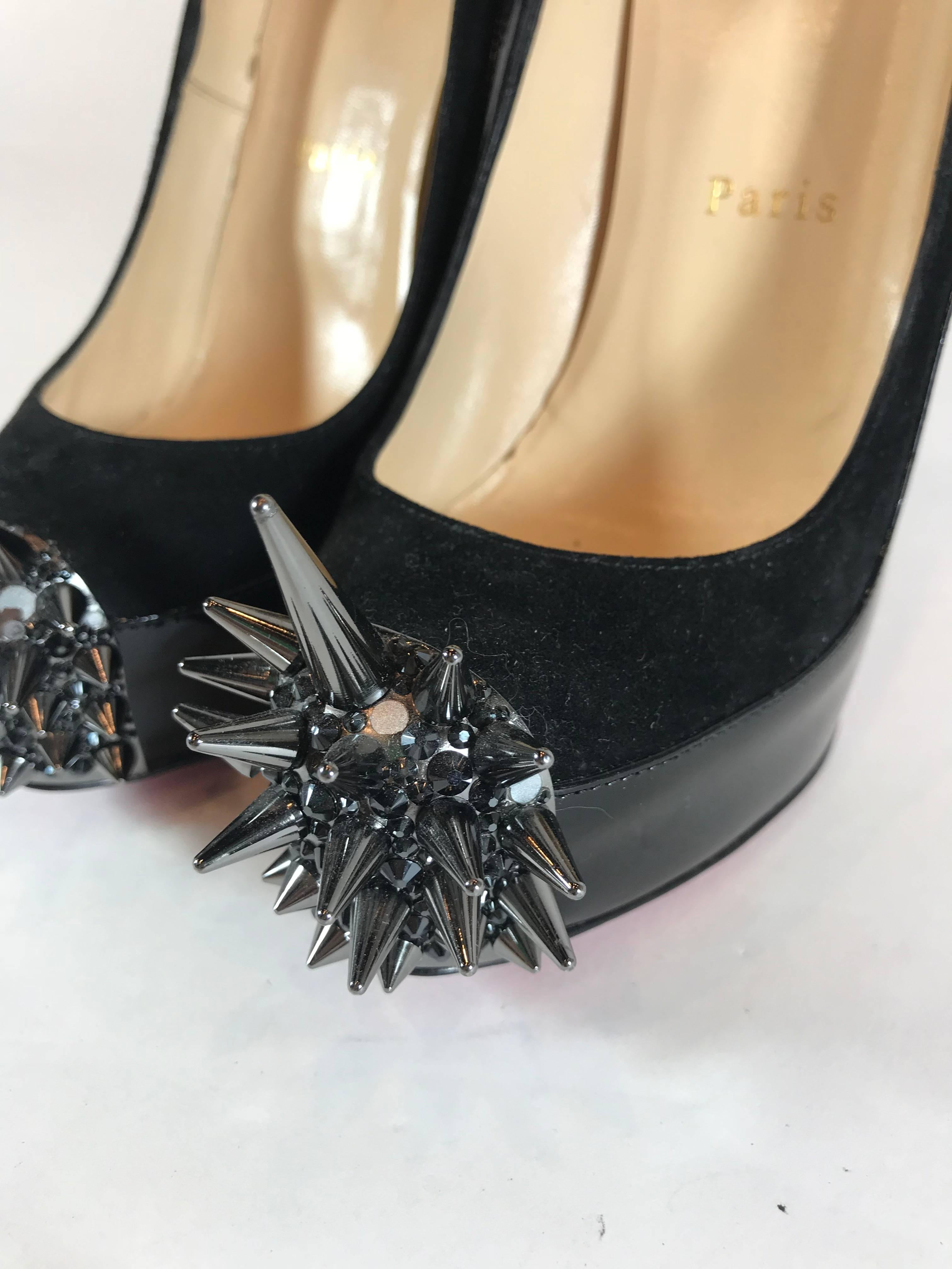 Christian Louboutin Asteroid Spike-Toe Pump For Sale 1