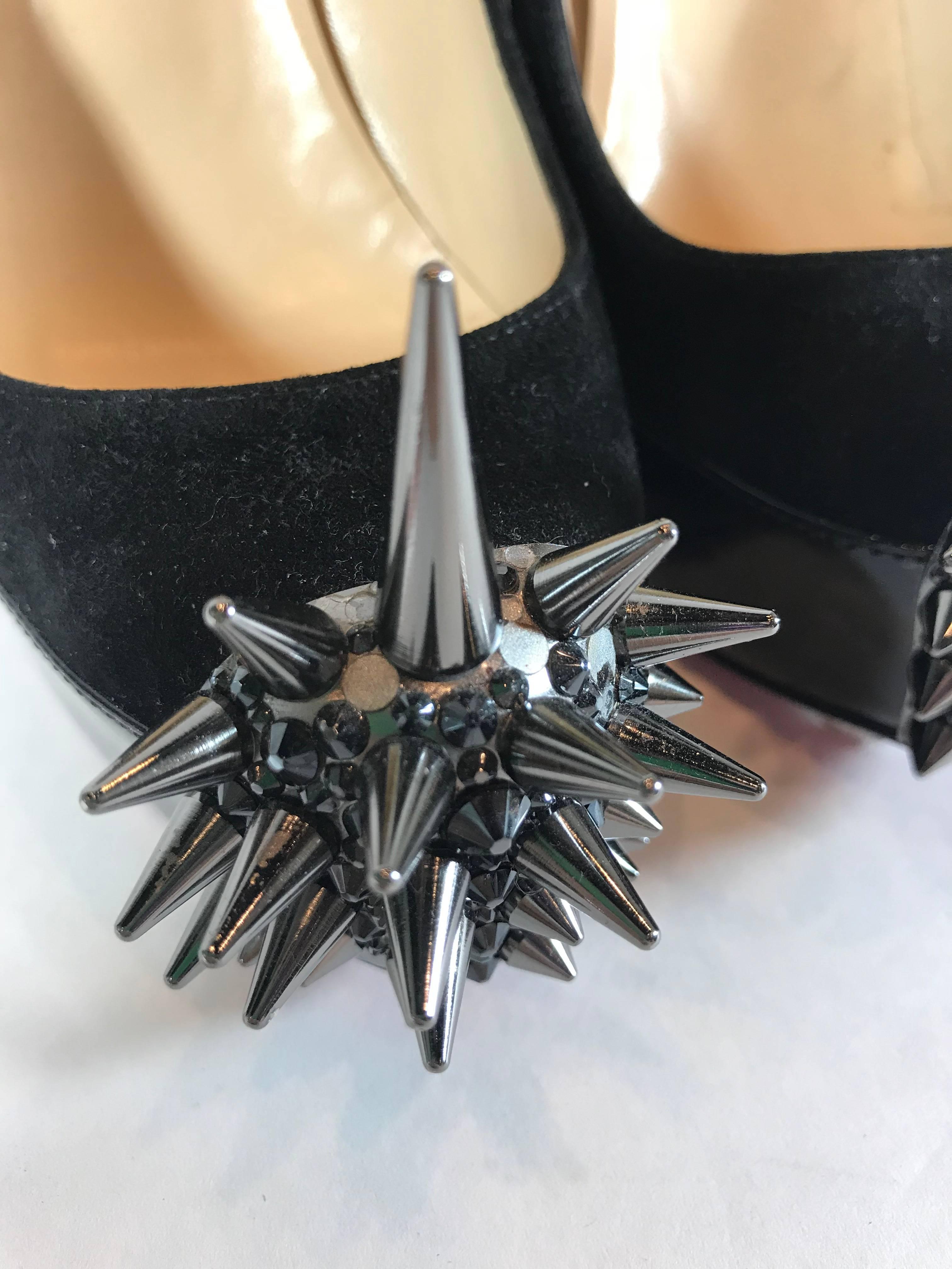 Christian Louboutin Asteroid Spike-Toe Pump For Sale 2