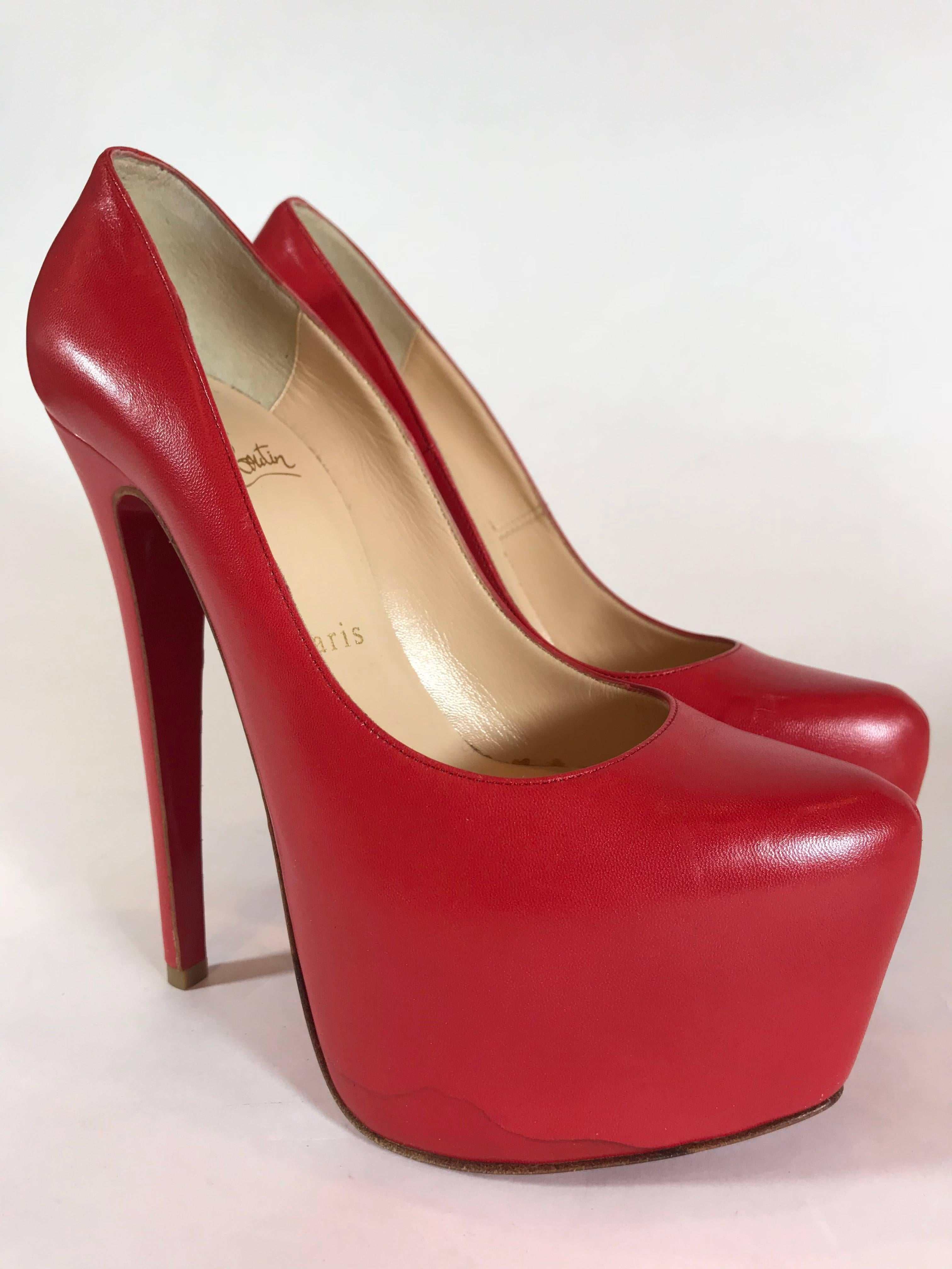Brown Christian Louboutin Daffodil Red Leather Pump For Sale