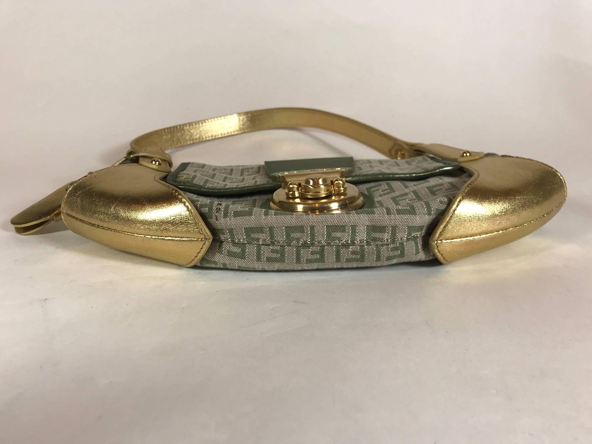 Fendi Gold and Green Metallic Handbag In Excellent Condition For Sale In Roslyn, NY