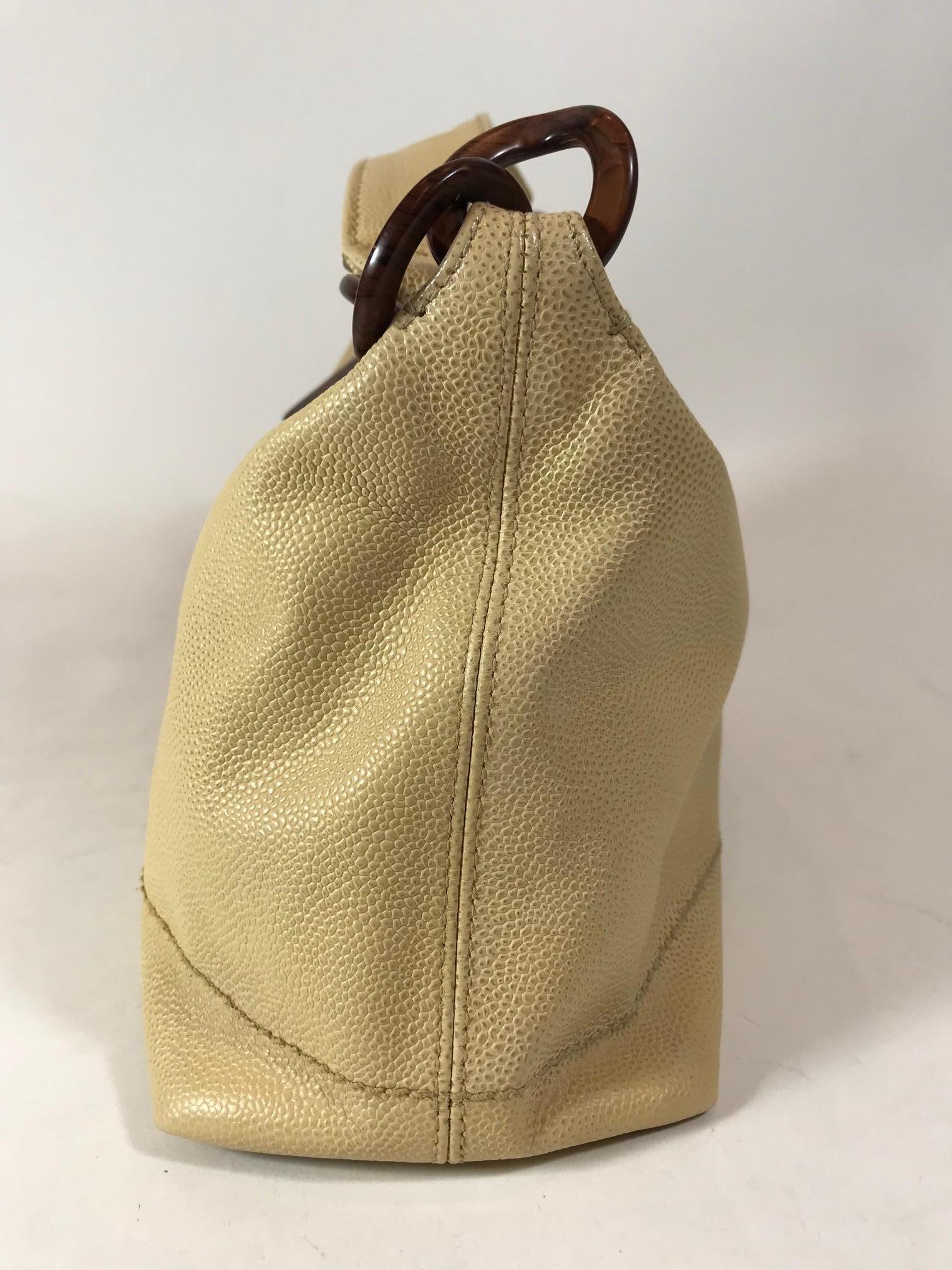 Women's or Men's Chanel Beige Caviar Leather Shoulder Bag For Sale