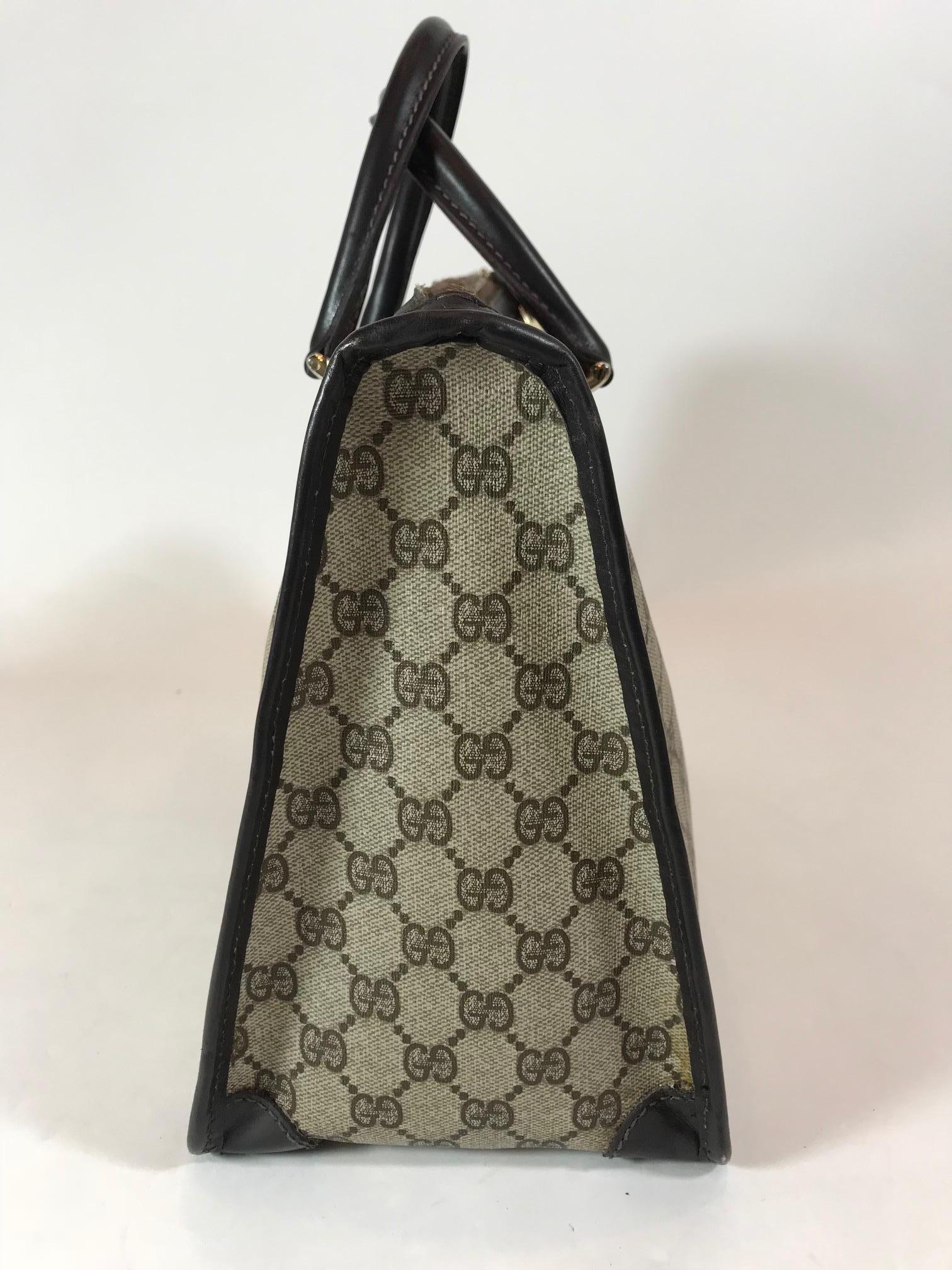Gucci Vintage Logo Top Handle Bag In Good Condition For Sale In Roslyn, NY