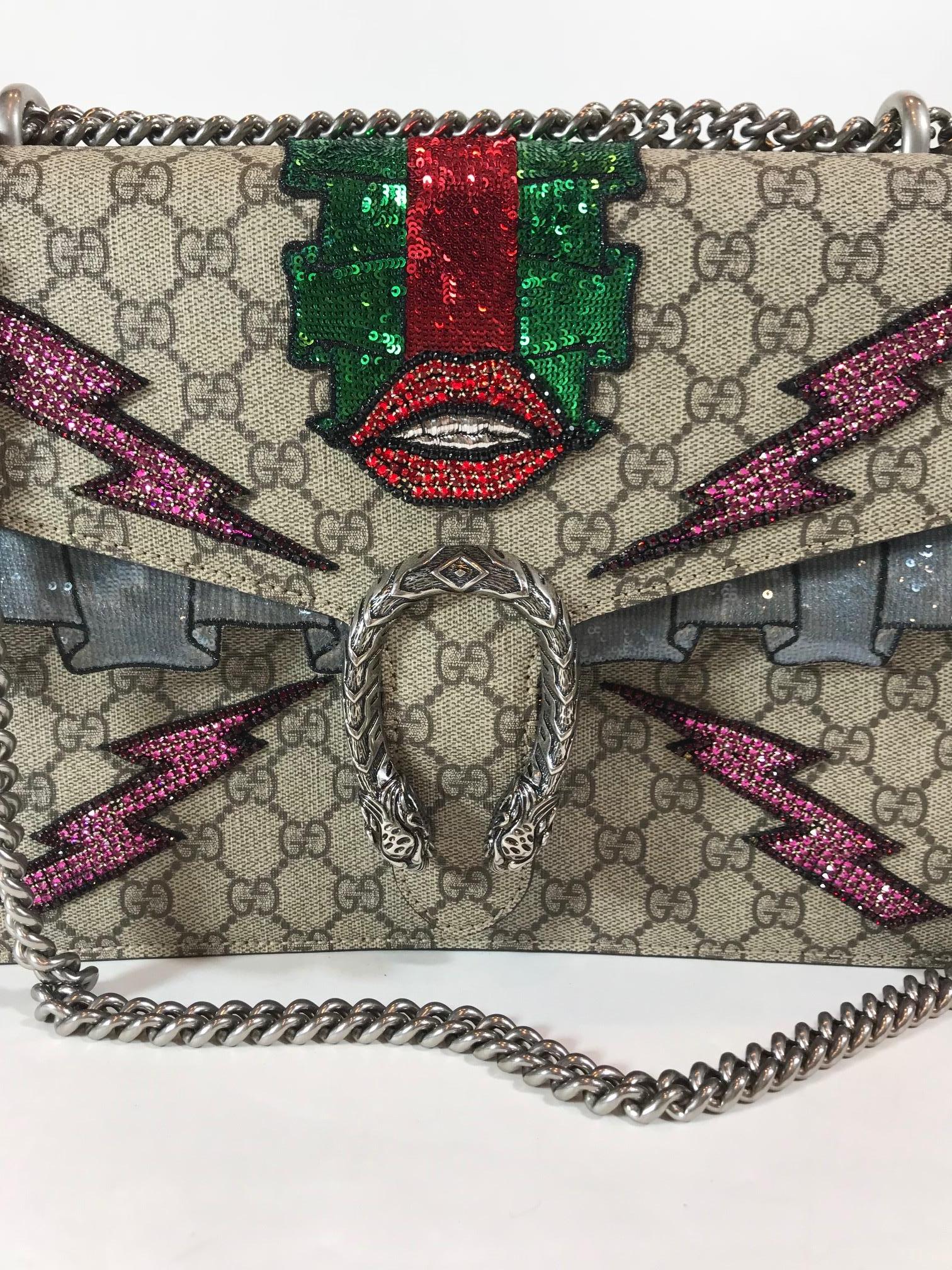 Gucci Embroidered GG Supreme Dionysus Bag In Excellent Condition For Sale In Roslyn, NY