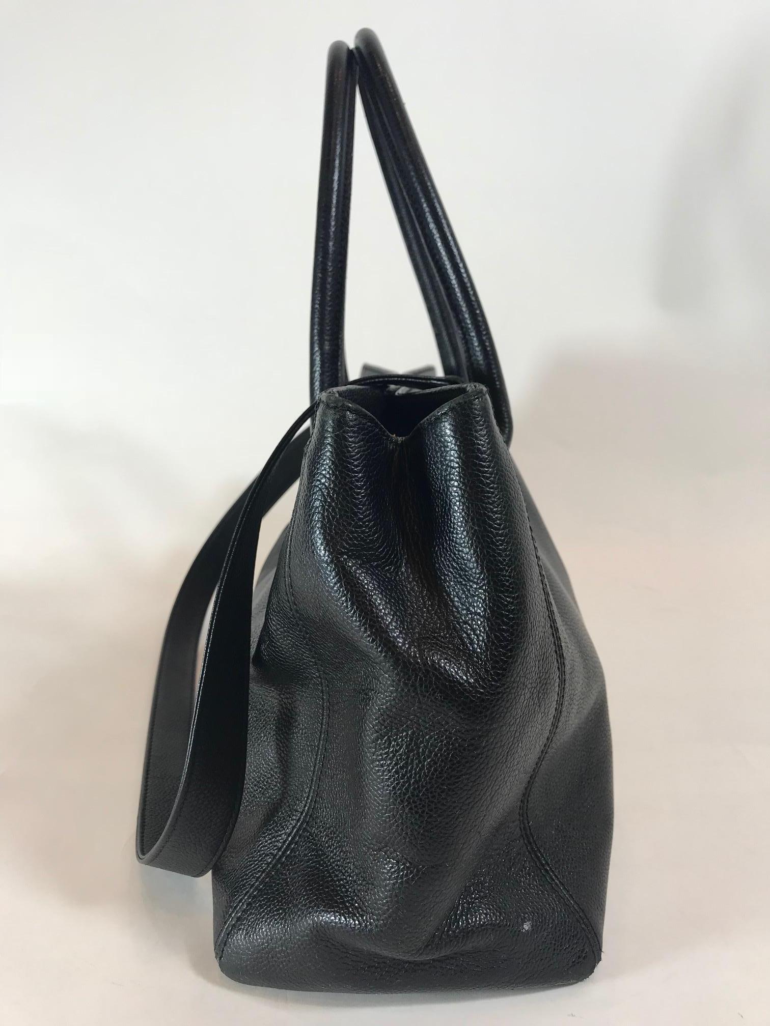 Chanel Cerf Tote w/ Strap In Good Condition For Sale In Roslyn, NY