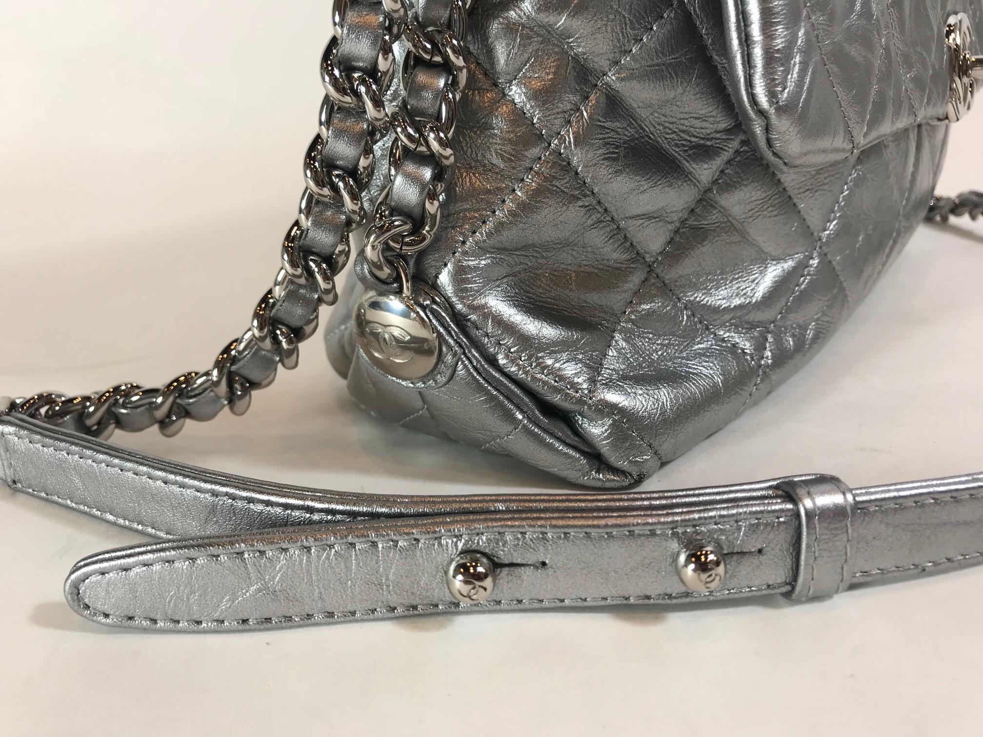 Chanel Metallic Crumpled Calfskin Big Bang Flap Bag In Good Condition For Sale In Roslyn, NY
