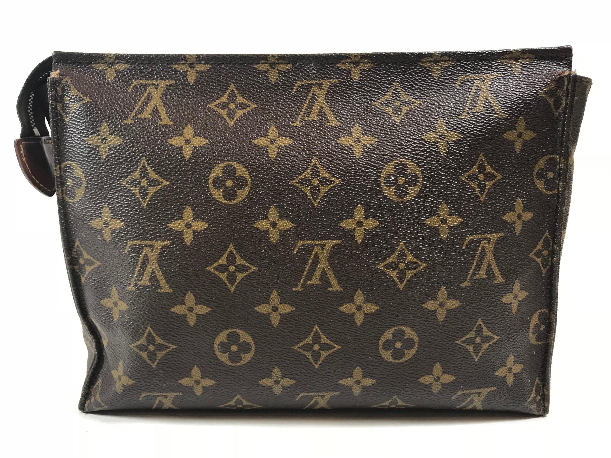 louis vuitton toiletry pouch 26 for sale
